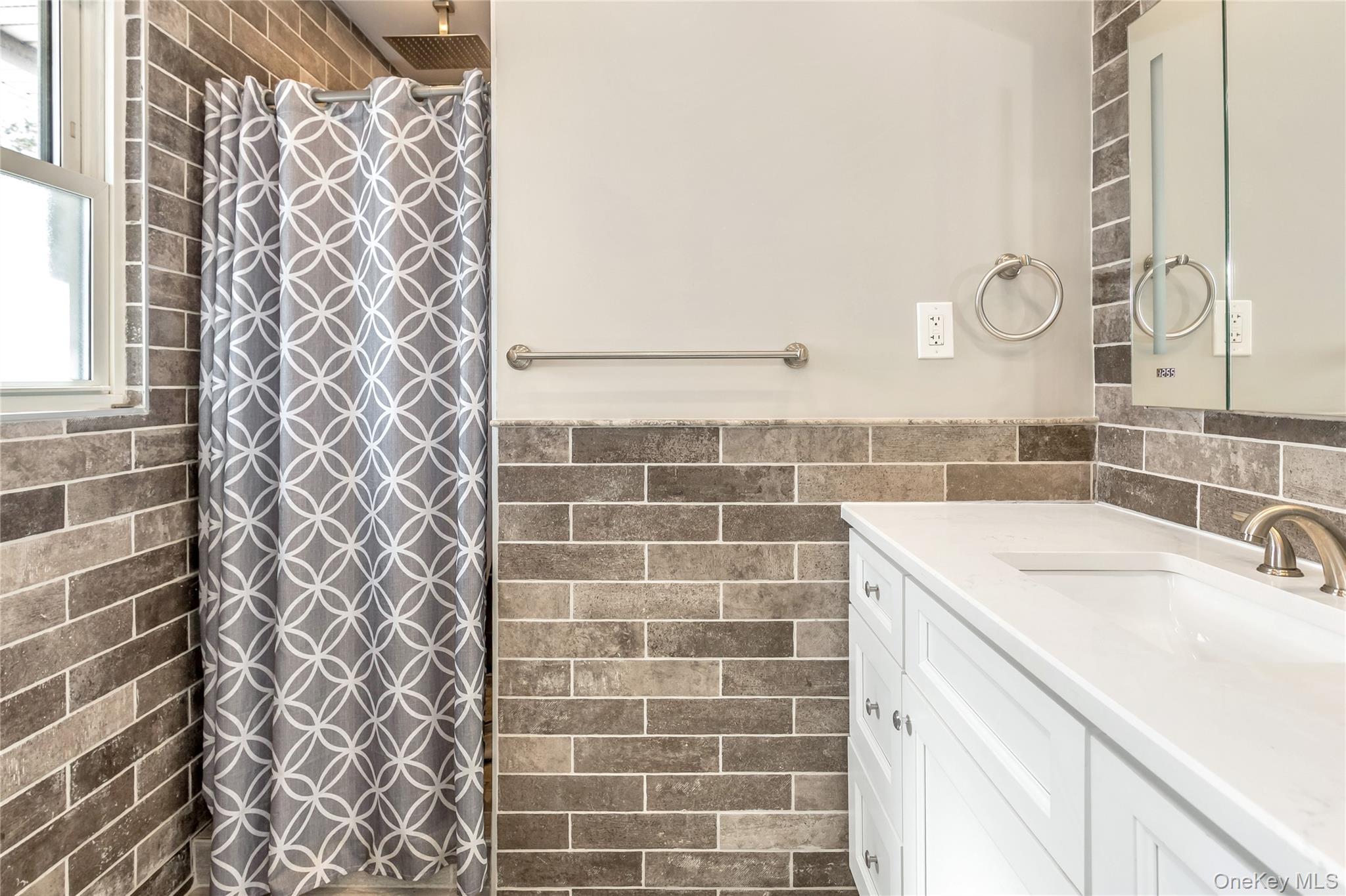 15 Ingram Drive, Hicksville, NY 11801