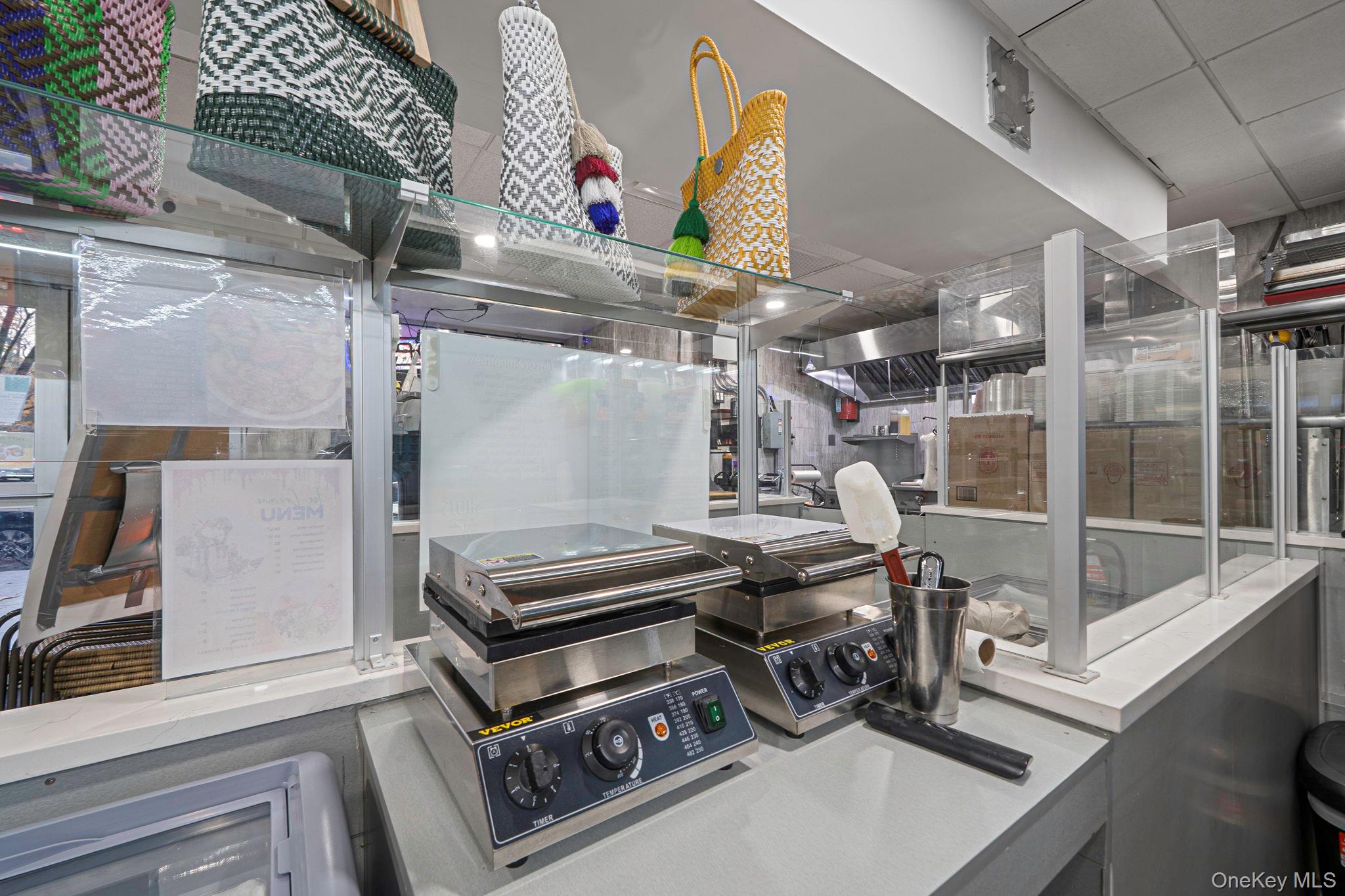 6469 Broadway, Bronx, NY 10471