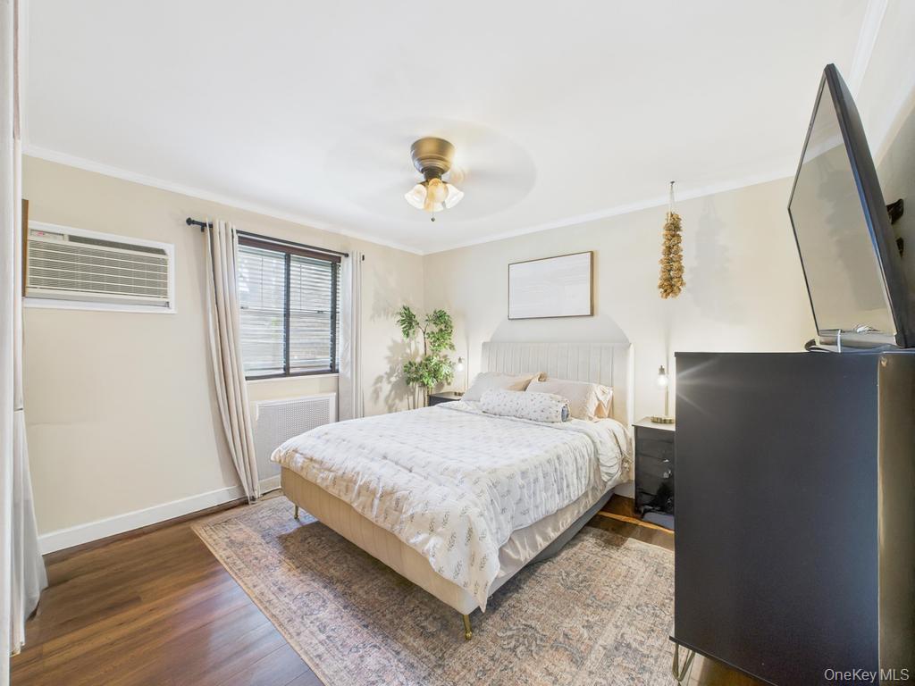 251-11 60th Ave # 1, Little Neck, NY 11362