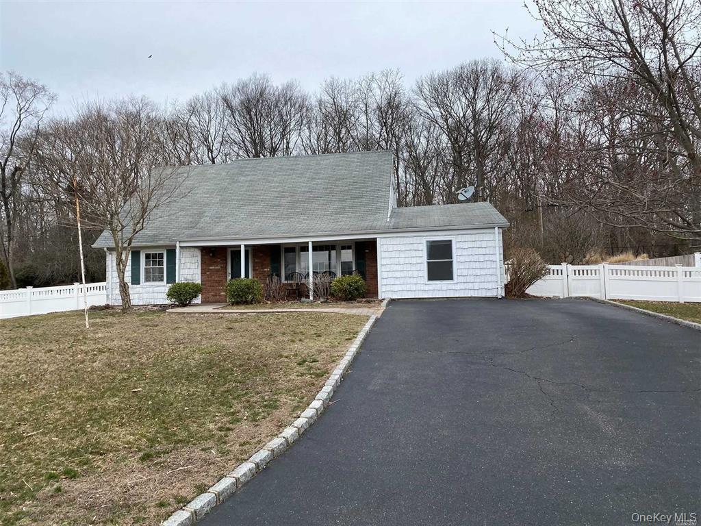 63 Hastings Drive, Stony Brook, NY 11790