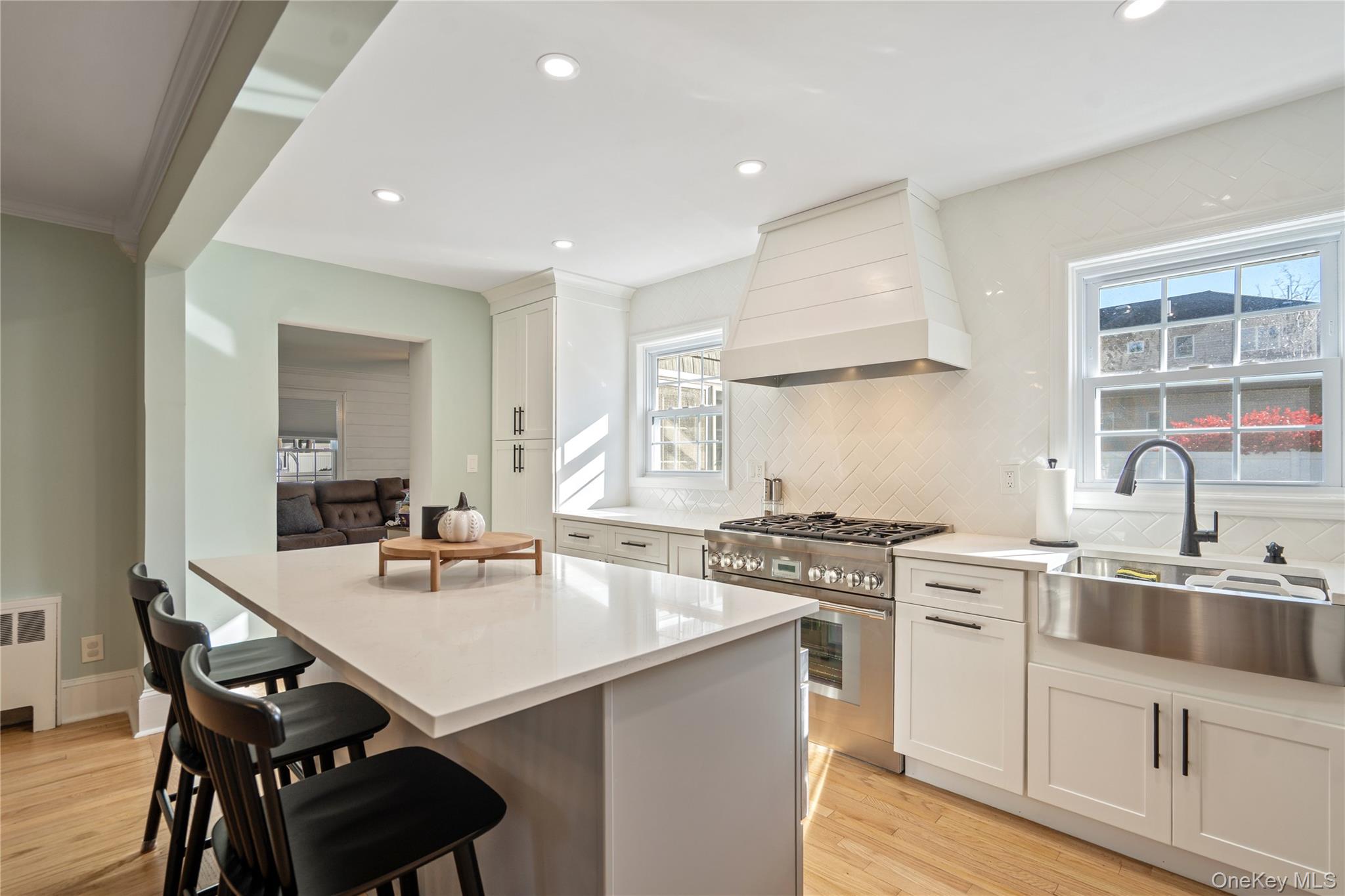 6 Dressler Road, Greenlawn, NY 11740