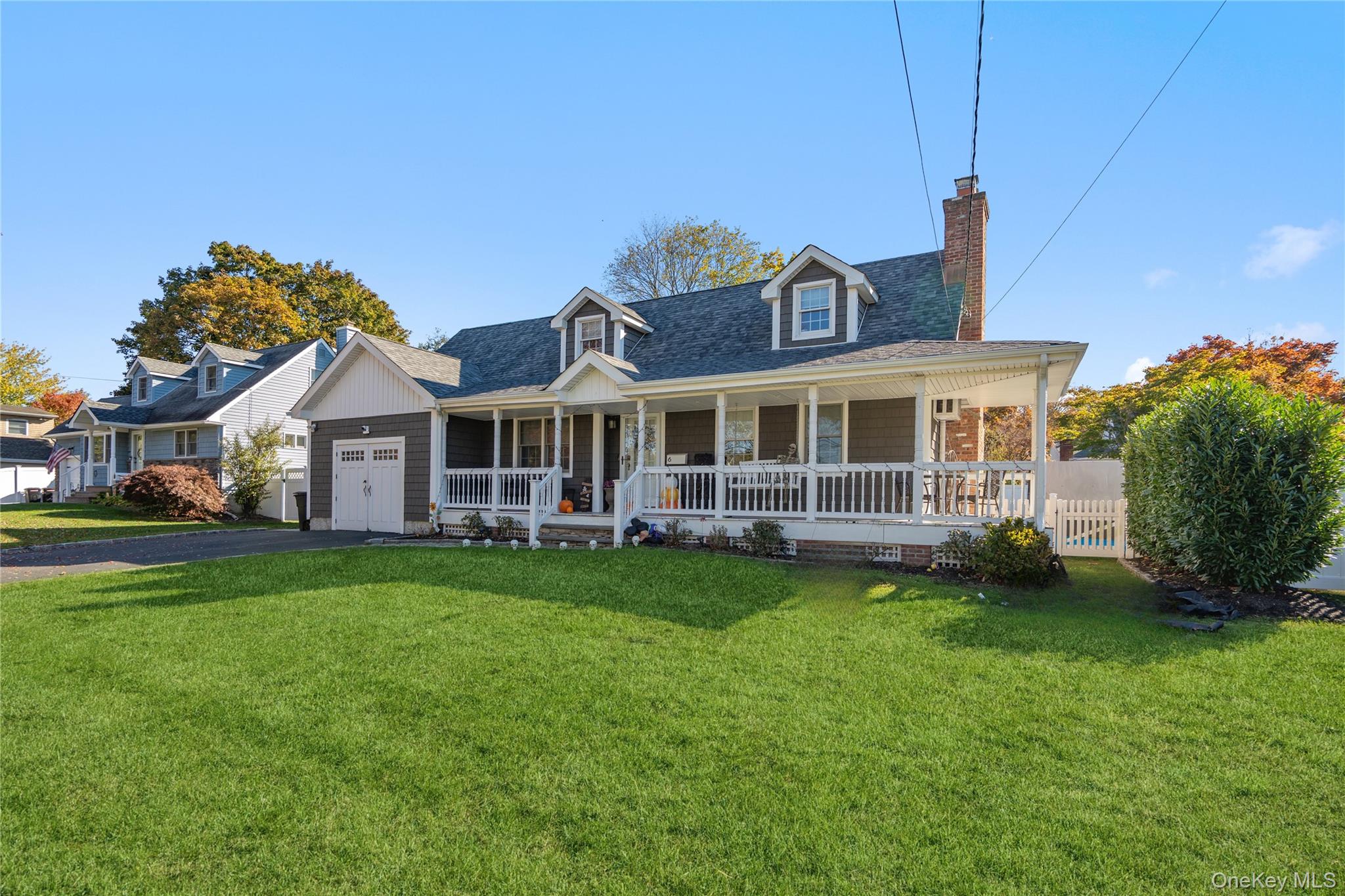 6 Dressler Road, Greenlawn, NY 11740