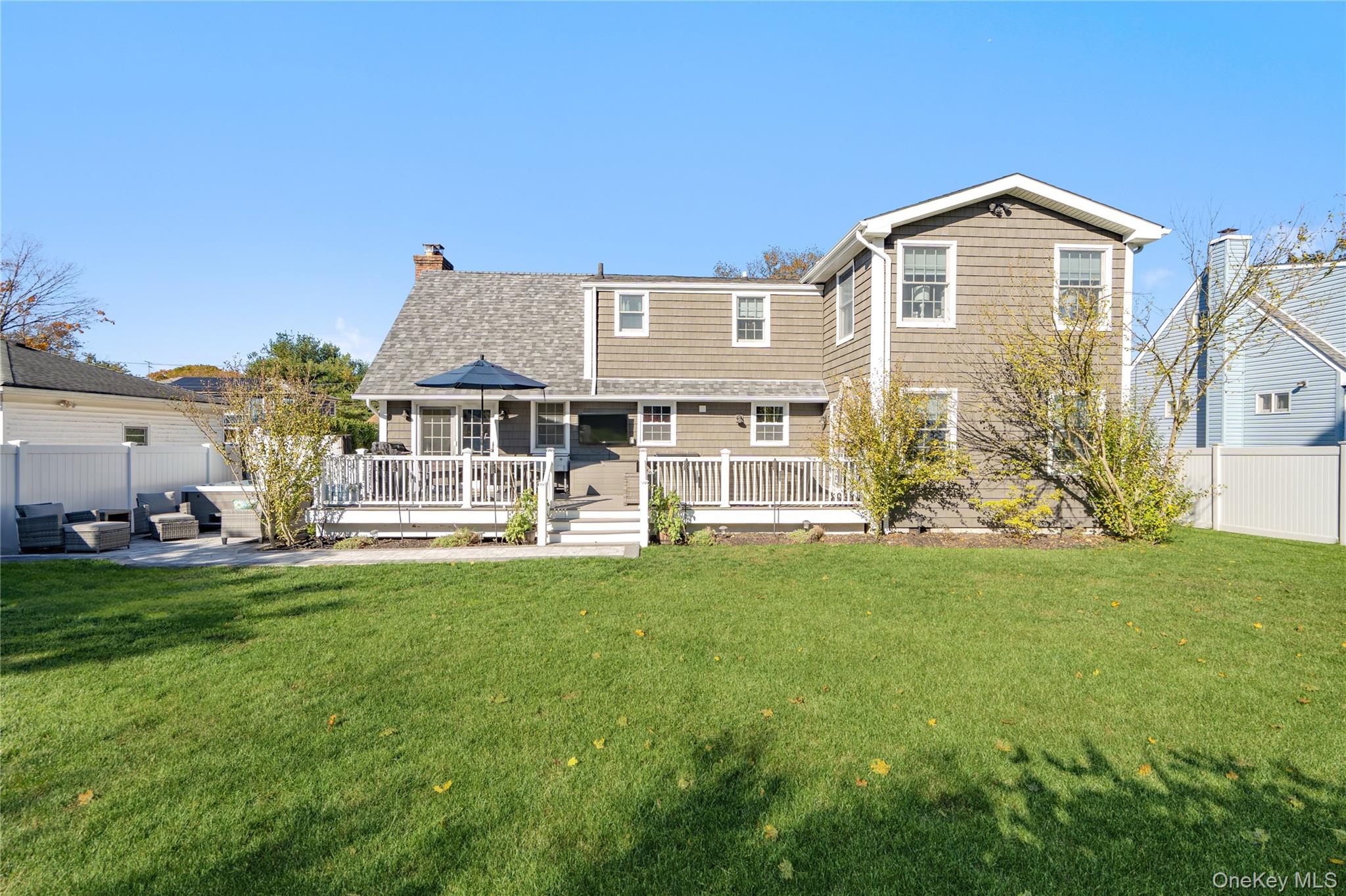 6 Dressler Road, Greenlawn, NY 11740