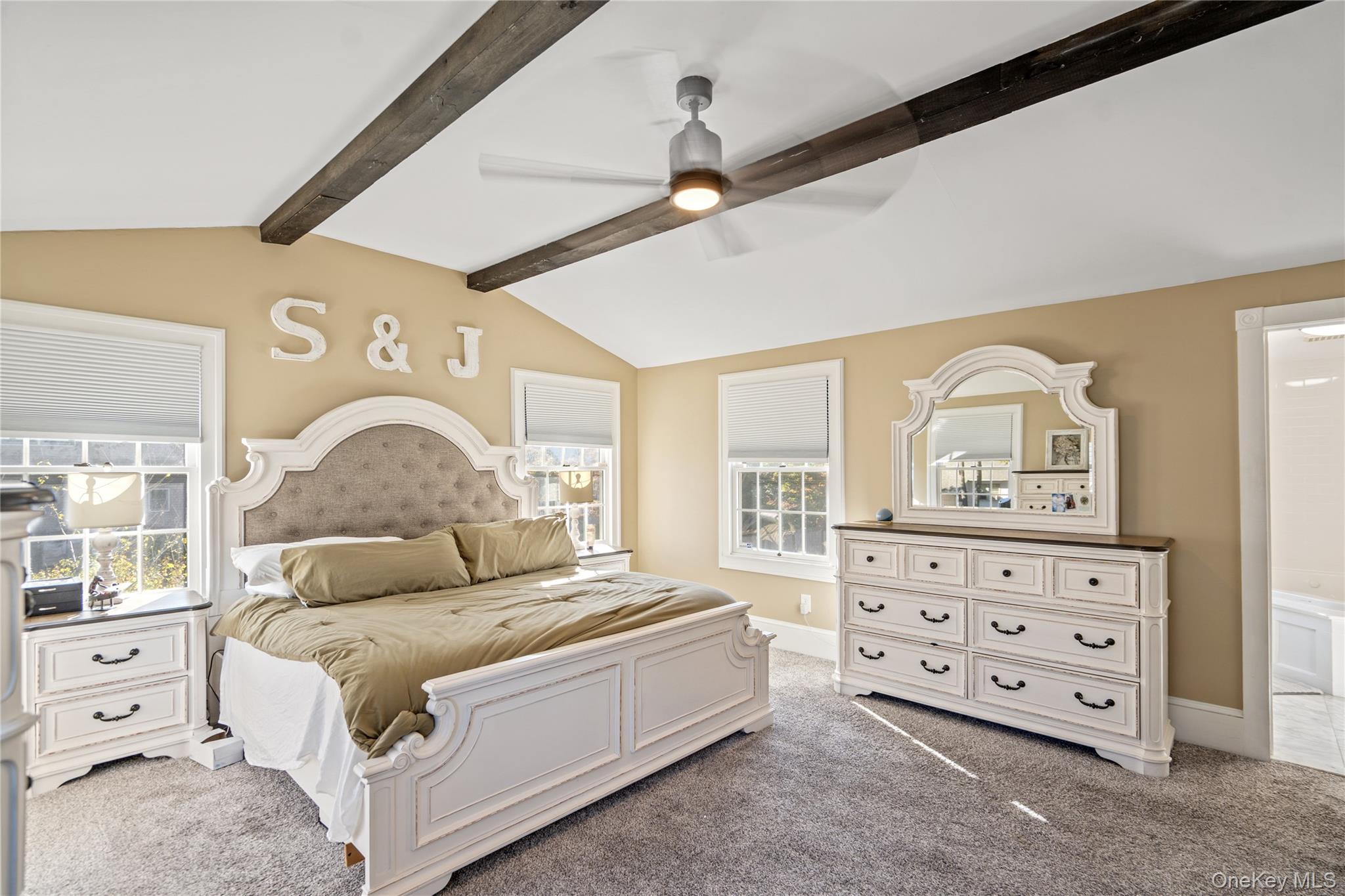 6 Dressler Road, Greenlawn, NY 11740