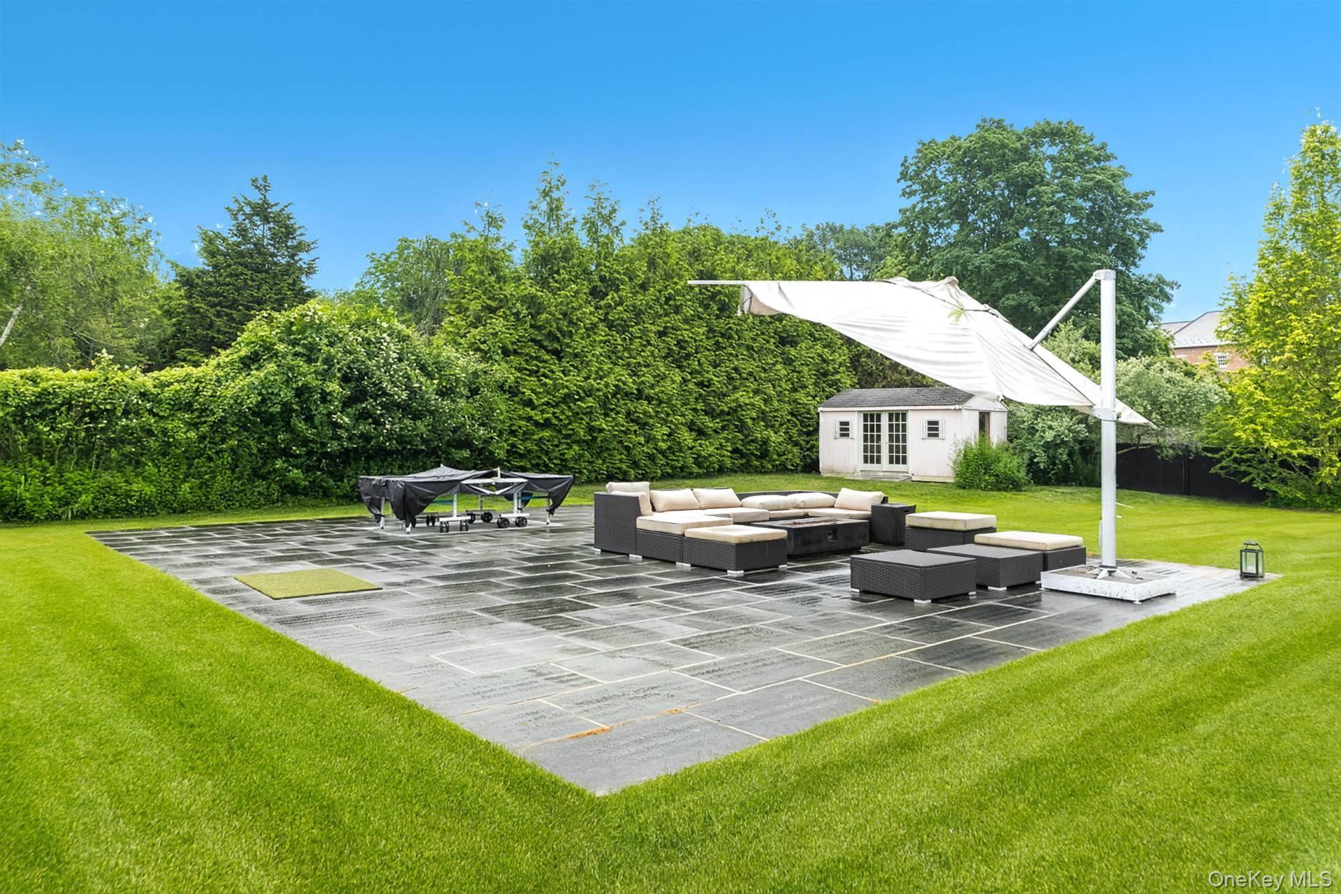 41 Snake Hollow Road, Bridgehampton, NY 11932