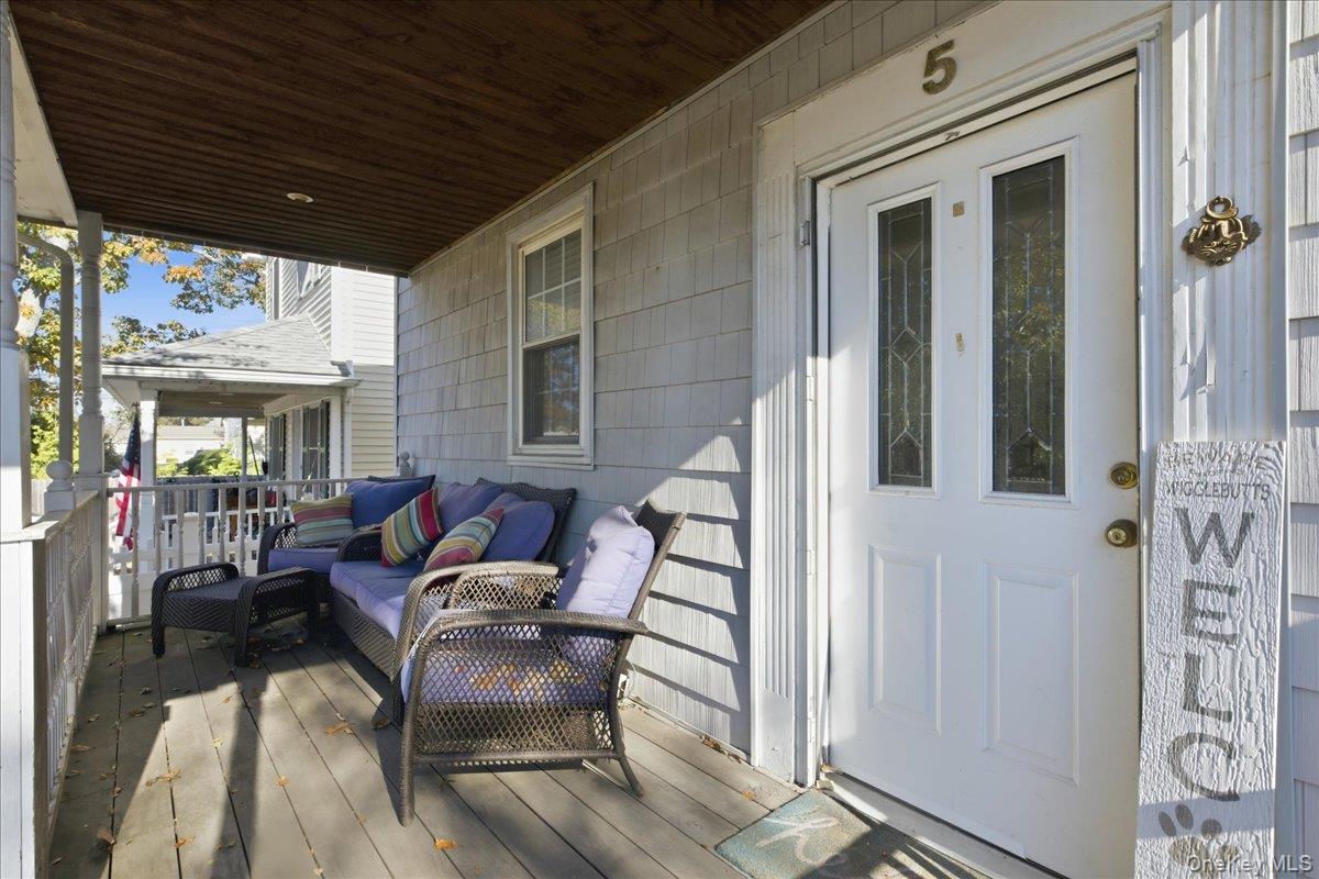 5 9th Street, Bayville, NY 11709