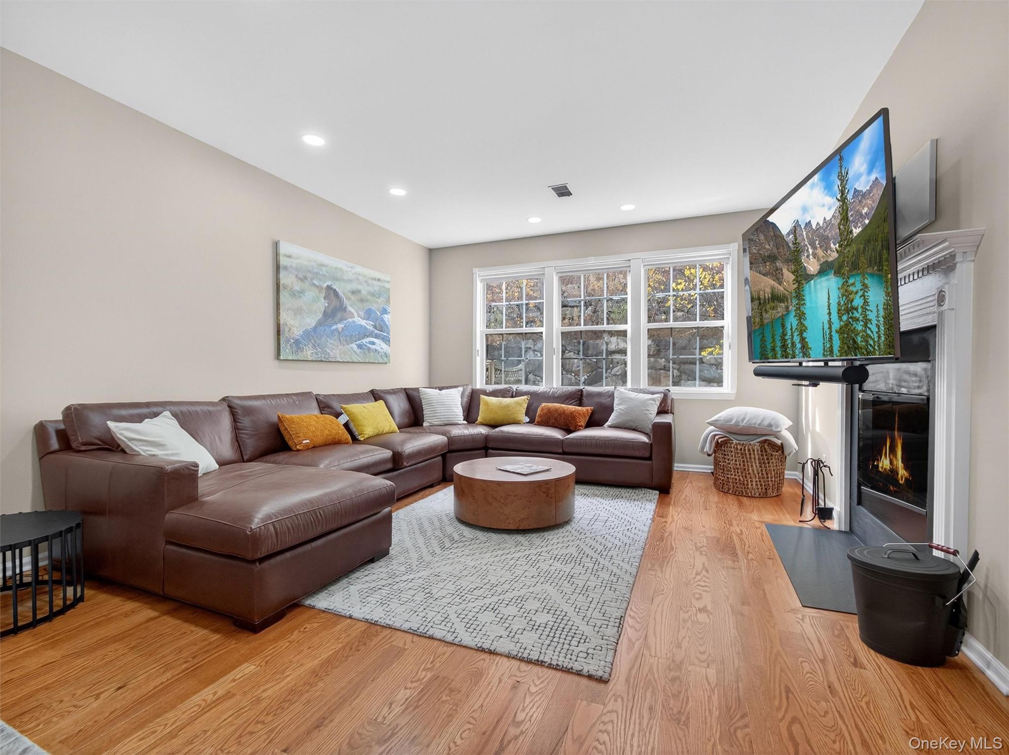 221 Woodlands Drive, Tuxedo Park, NY 10987