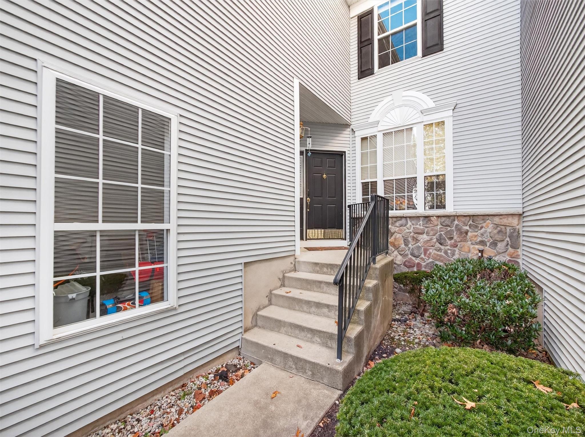 221 Woodlands Drive, Tuxedo Park, NY 10987