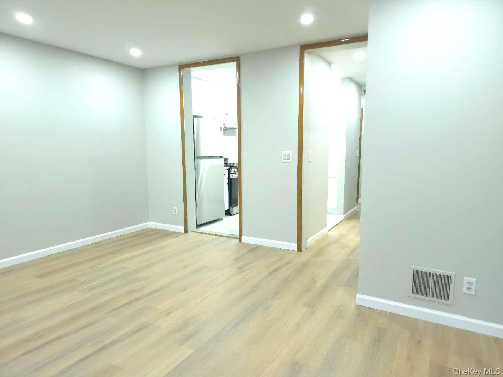 2096 Randall Avenue, Bronx, NY 10473