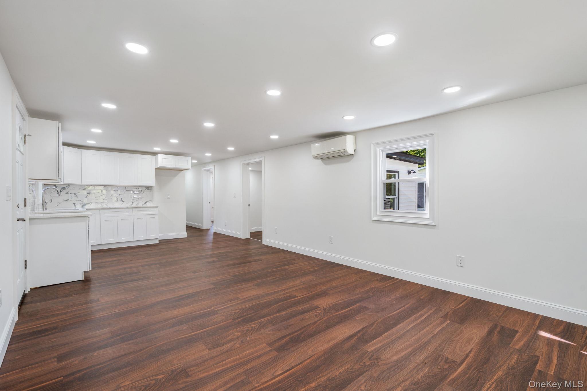 43 Oxford Circle, Loch Sheldrake, NY 12759