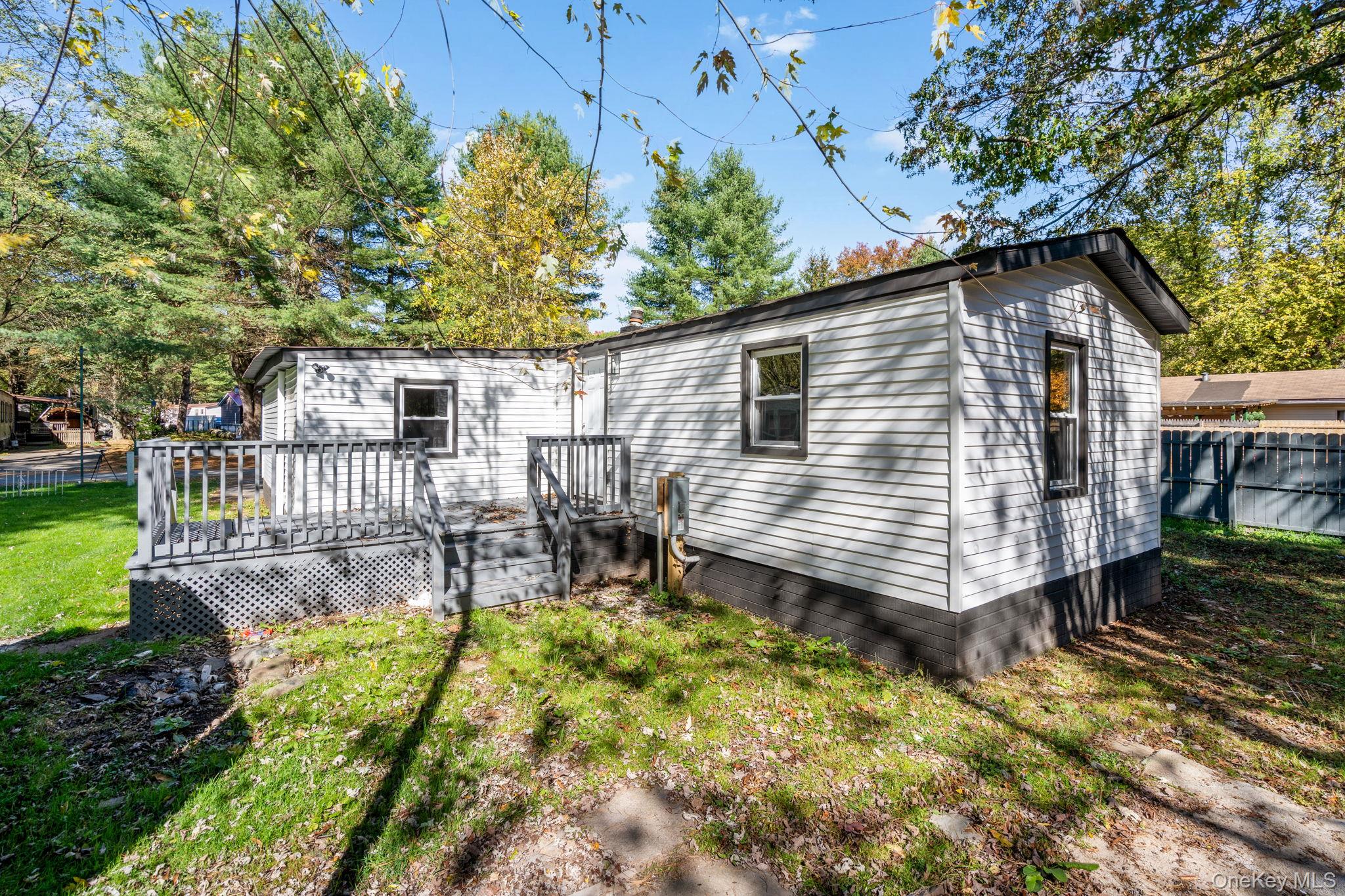 43 Oxford Circle, Loch Sheldrake, NY 12759