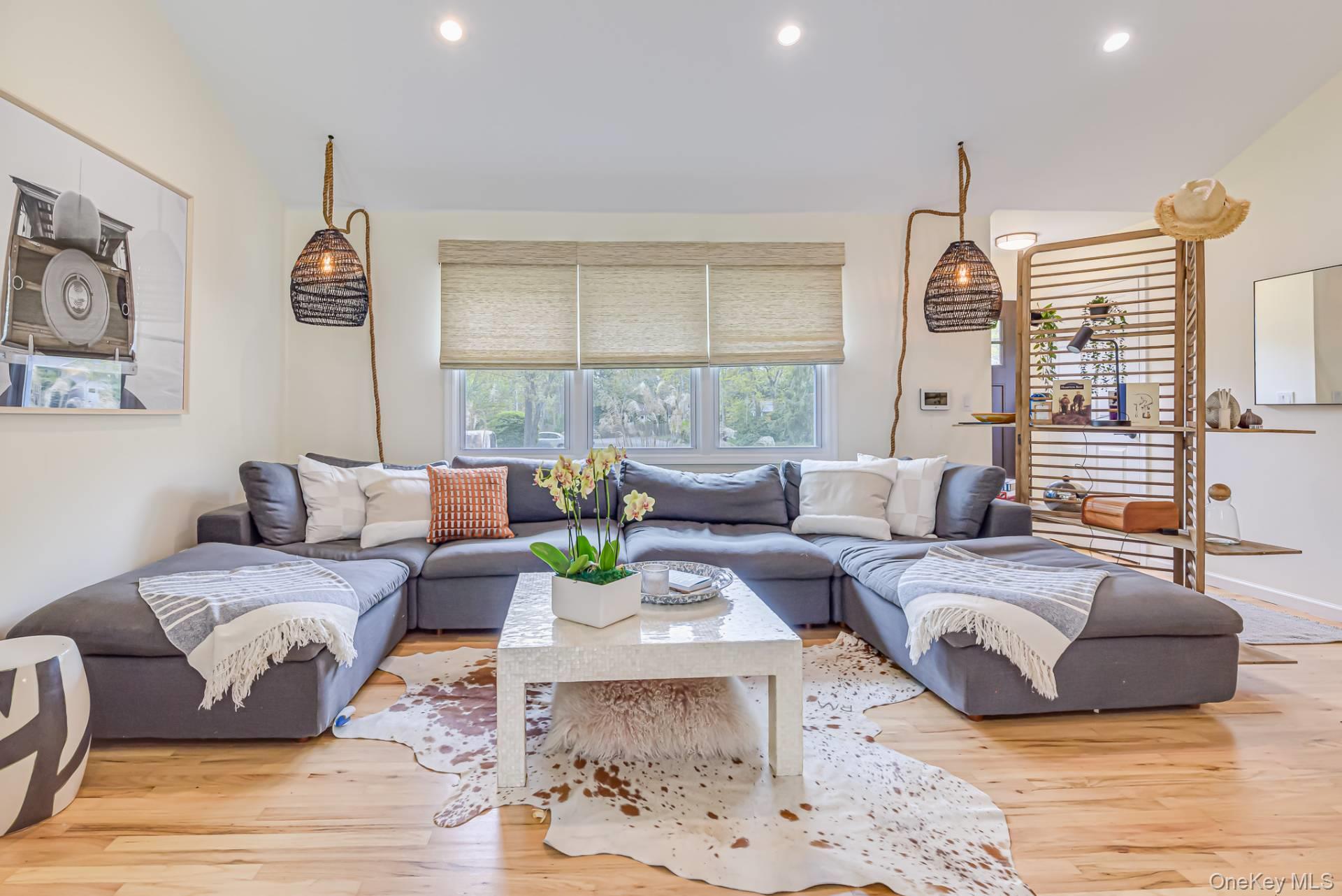 65 School Street, Hampton Bays, NY 11946