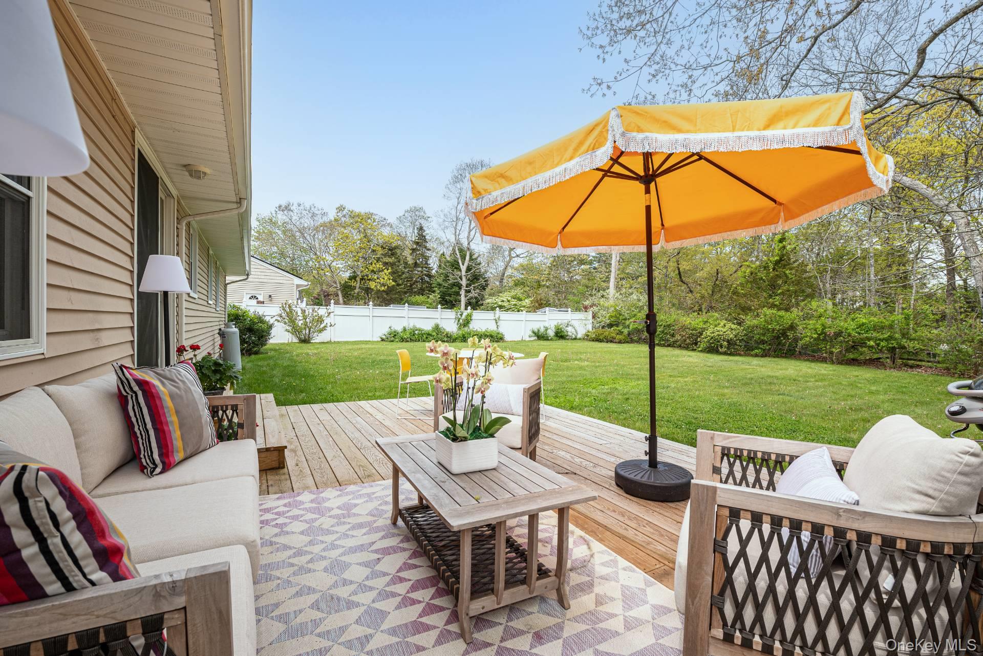 65 School Street, Hampton Bays, NY 11946