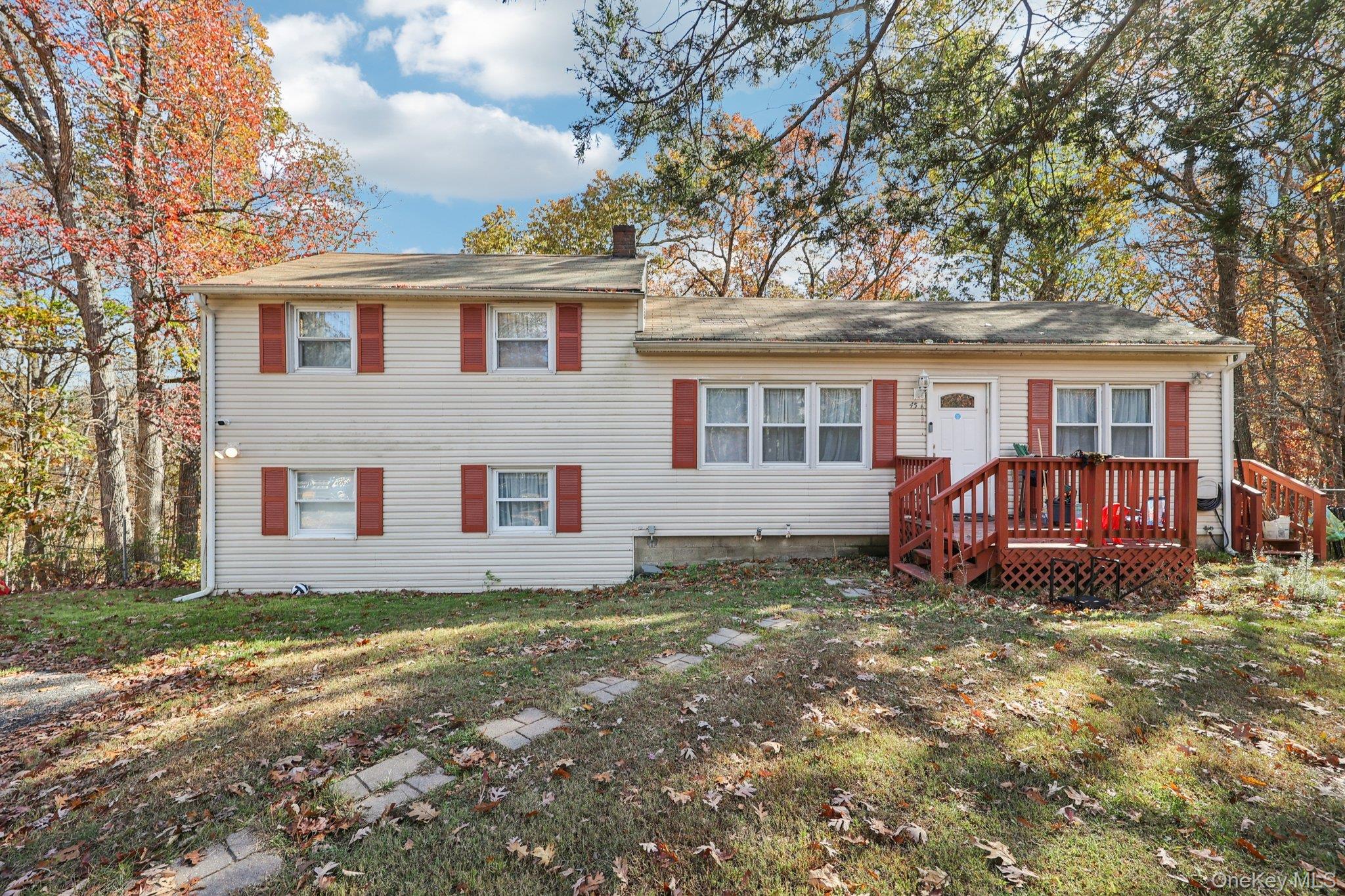 45 E Green Road, Rock Tavern, NY 12575