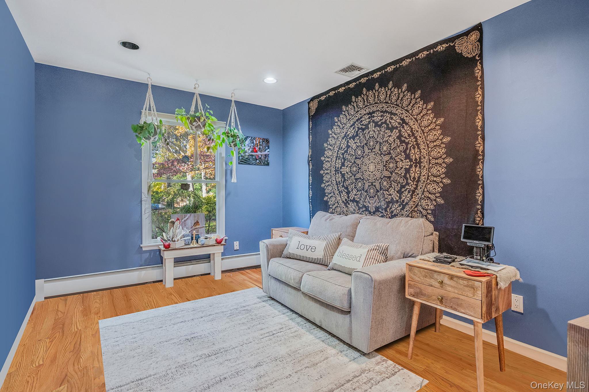 15 Riviera Court, Great River, NY 11739