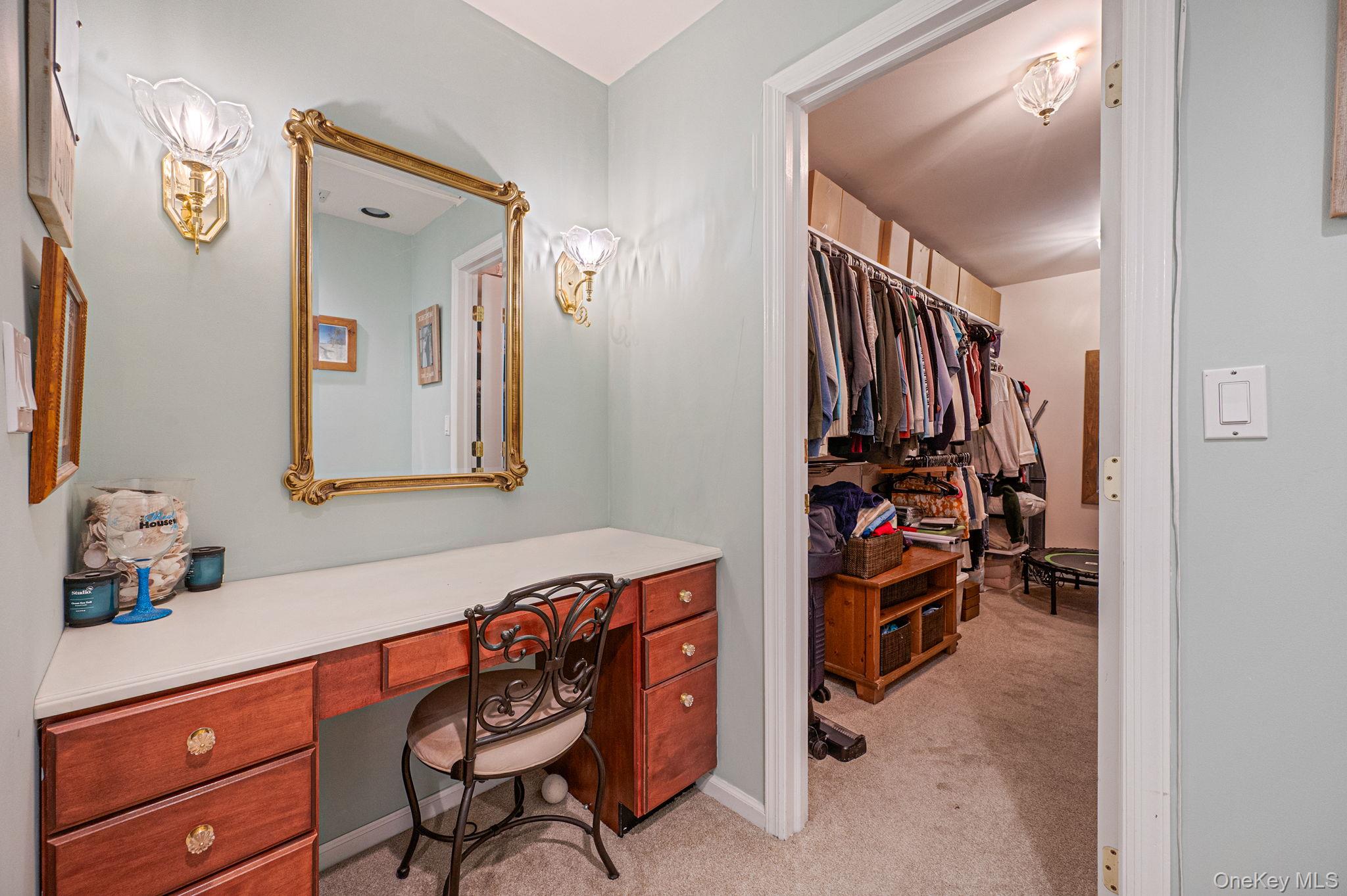 15 Riviera Court, Great River, NY 11739