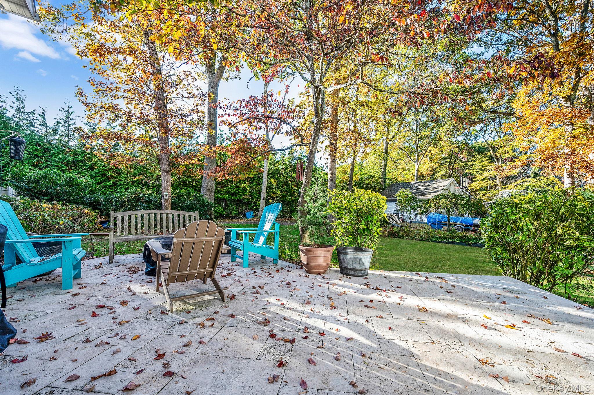 15 Riviera Court, Great River, NY 11739