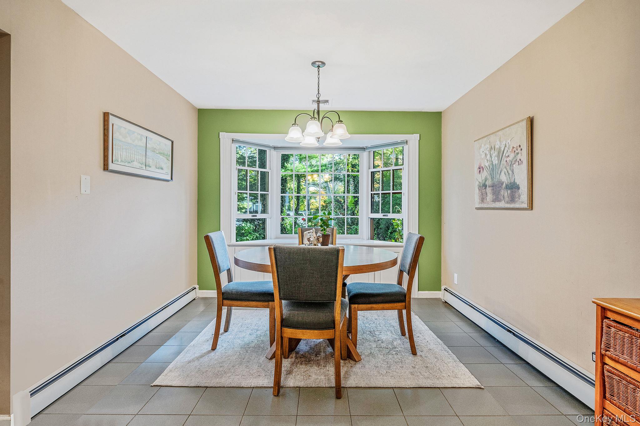 15 Riviera Court, Great River, NY 11739