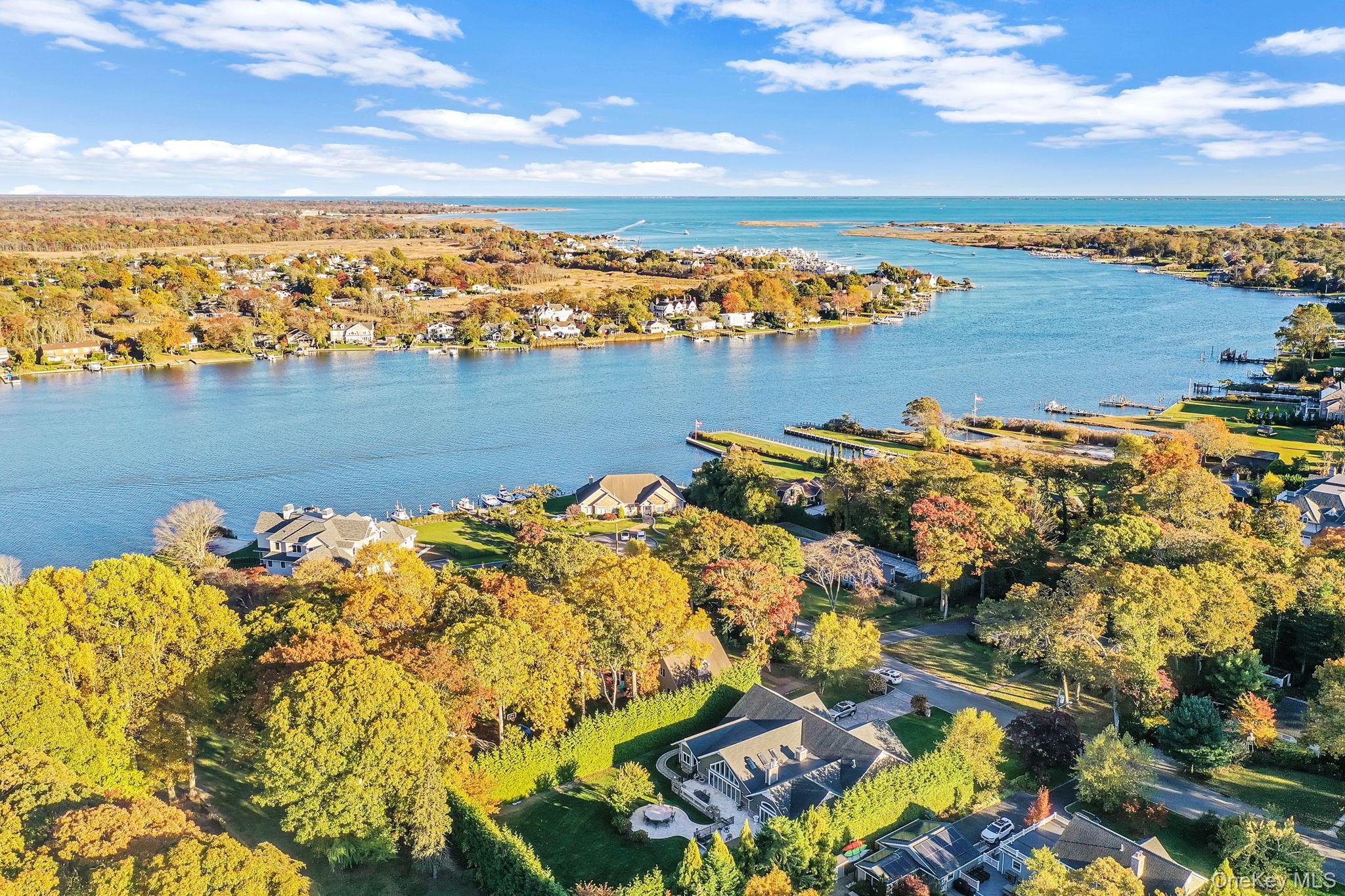 15 Riviera Court, Great River, NY 11739