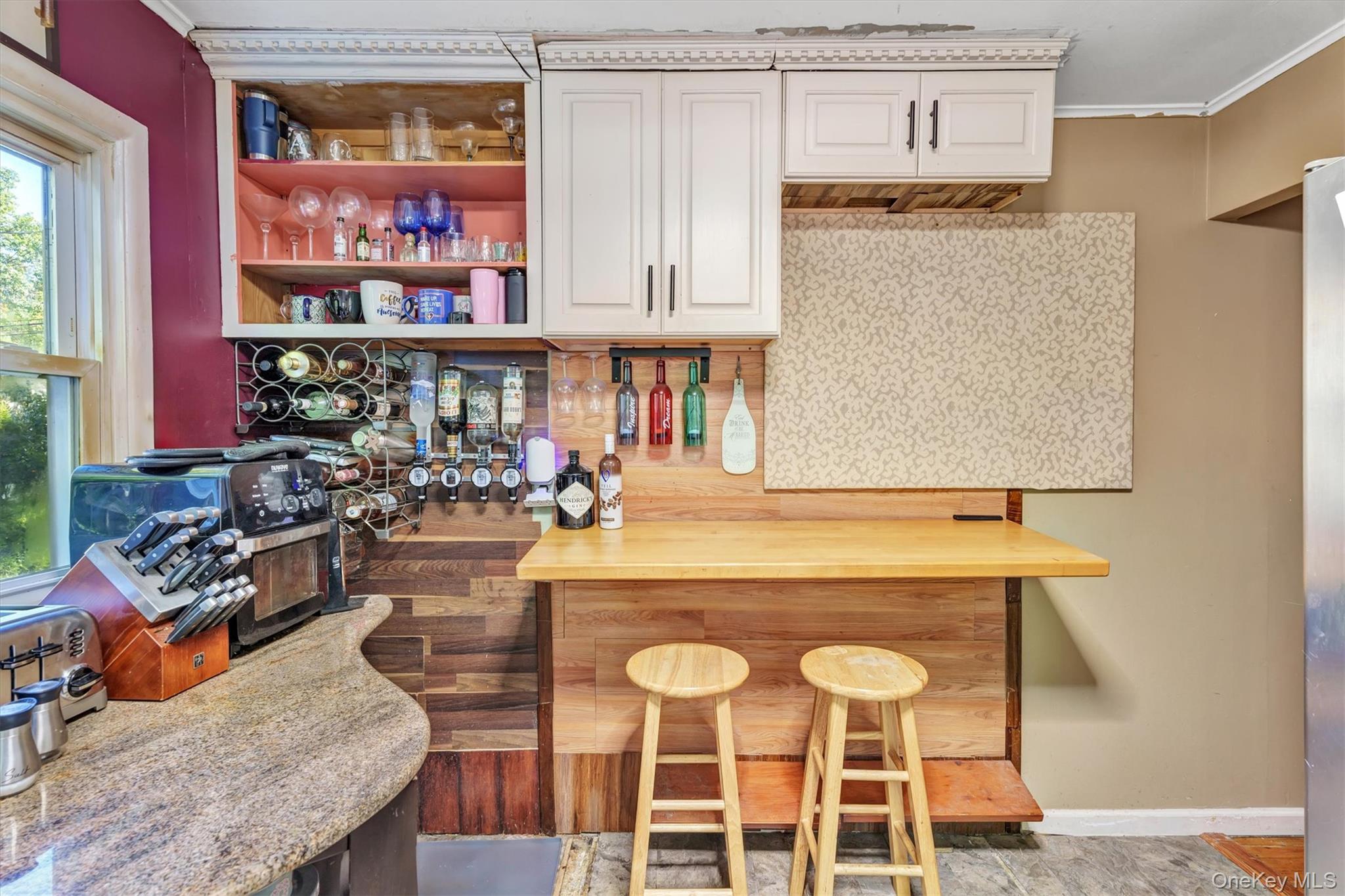 5 Waywood Place, Huntington Station, NY 11746