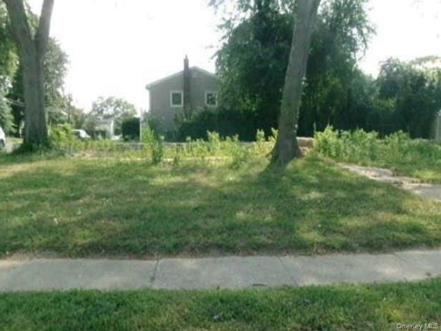 45 Carman Mill Road, Massapequa, NY 11758