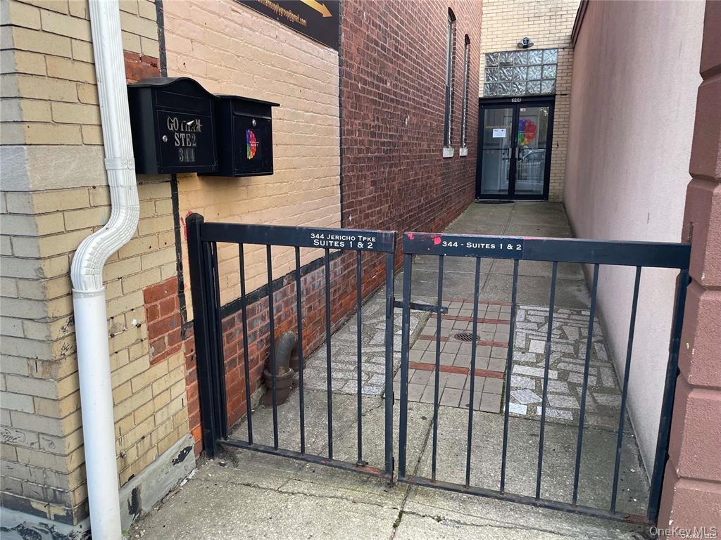 344 Jericho Turnpike, Floral Park, NY 11001