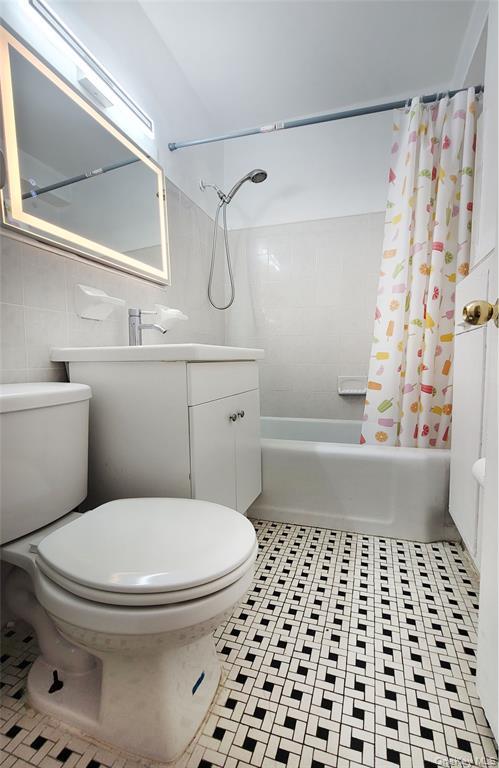 99-52 66rd # 3T, Rego Park, NY 11374