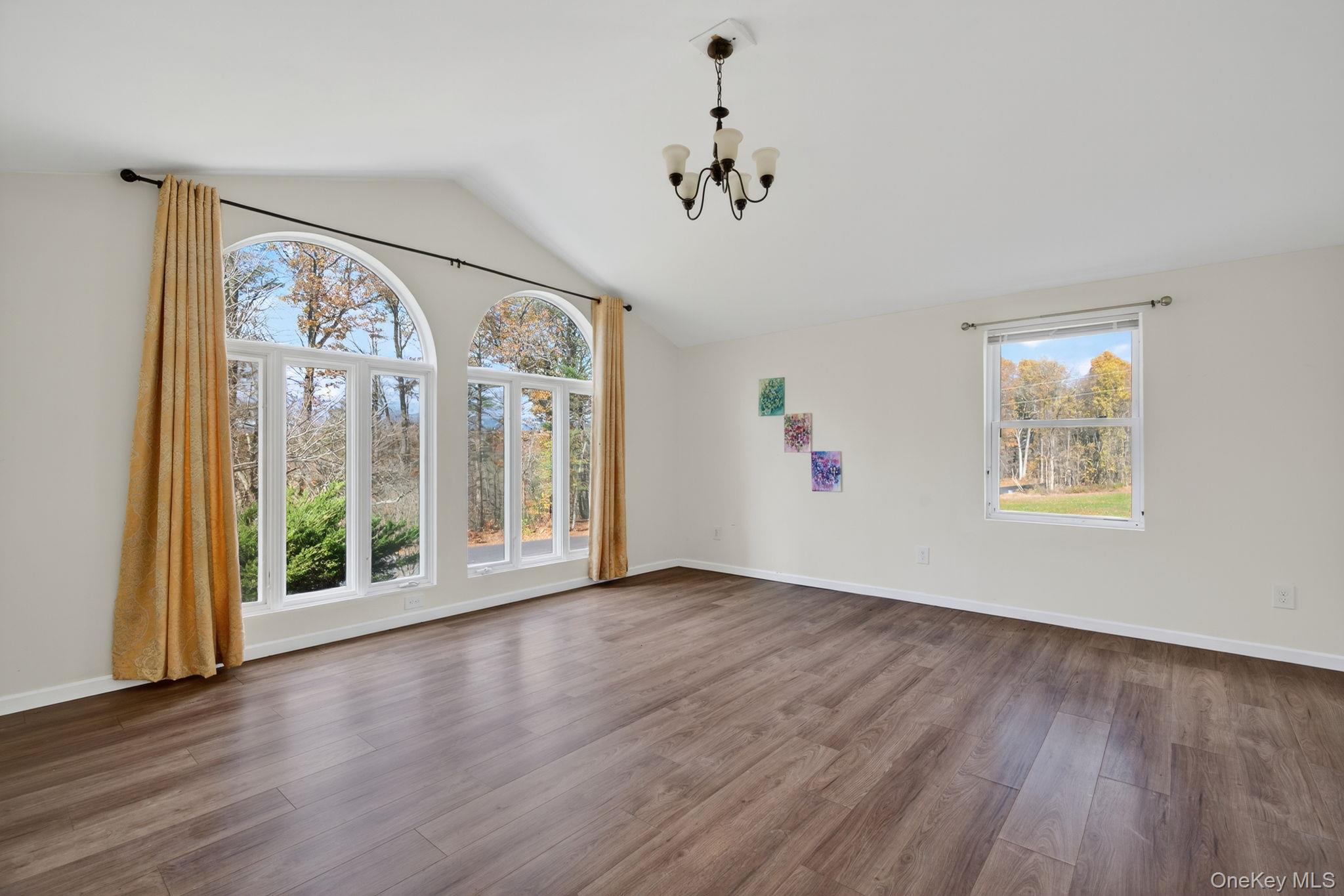 356 Old Stage Road, Saugerties, NY 12477