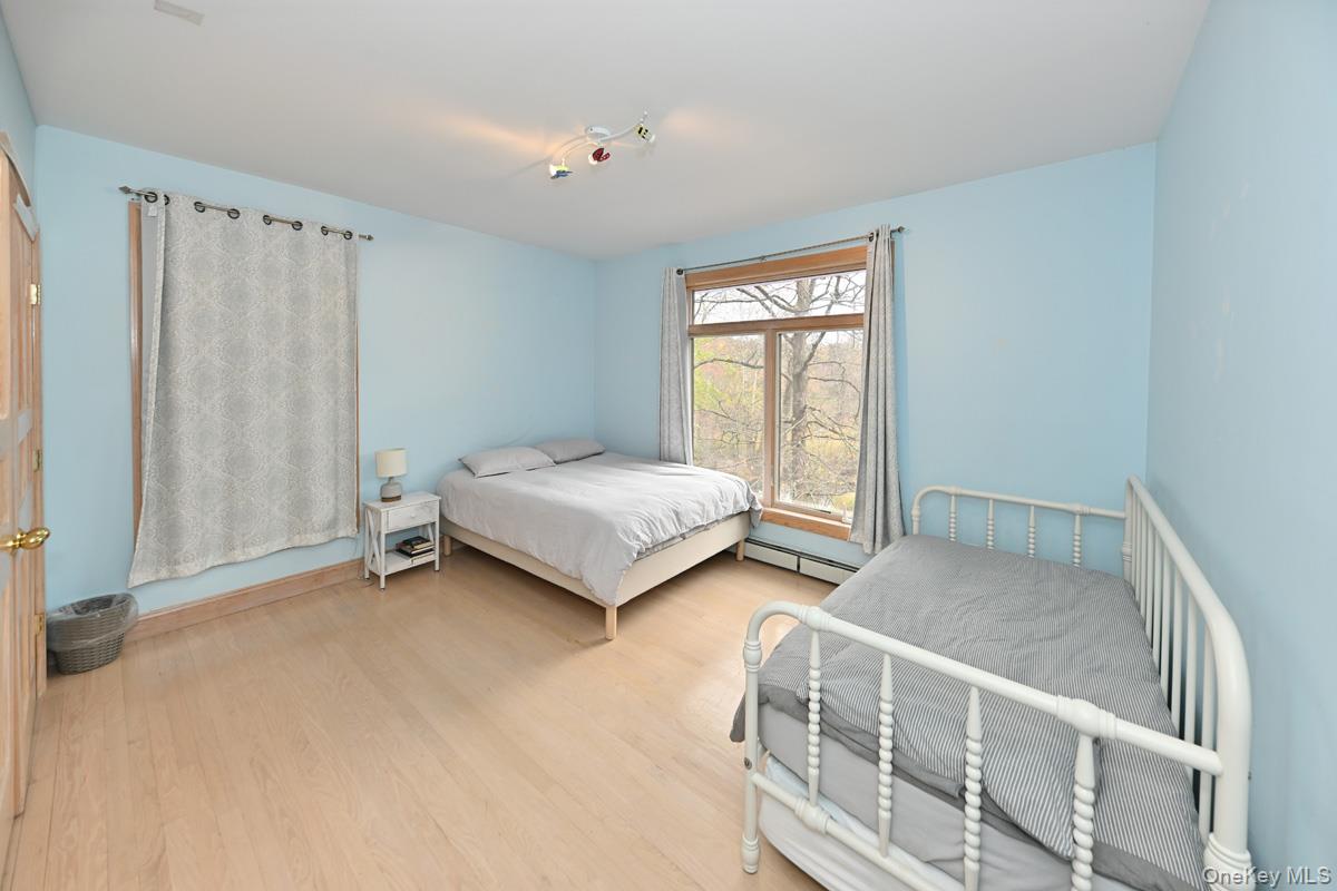 27 Sky Meadow Road, Suffern, NY 10901