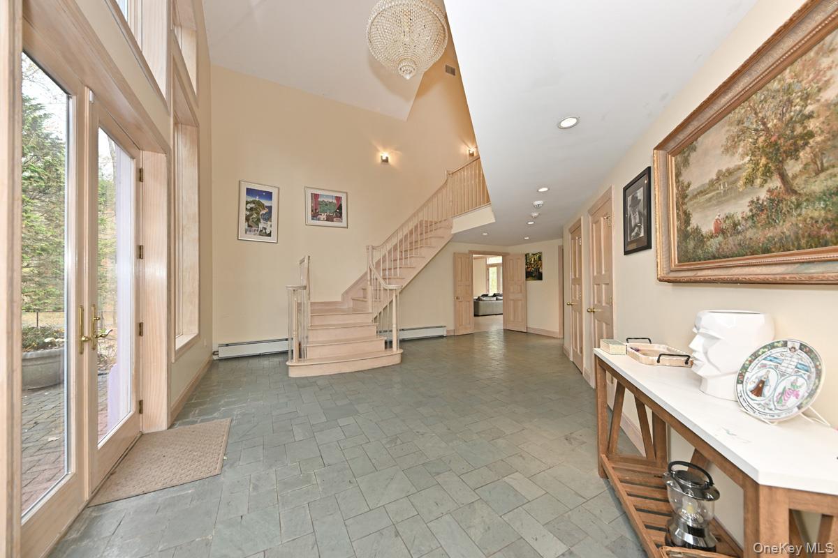 27 Sky Meadow Road, Suffern, NY 10901