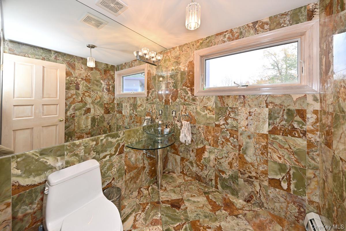 27 Sky Meadow Road, Suffern, NY 10901