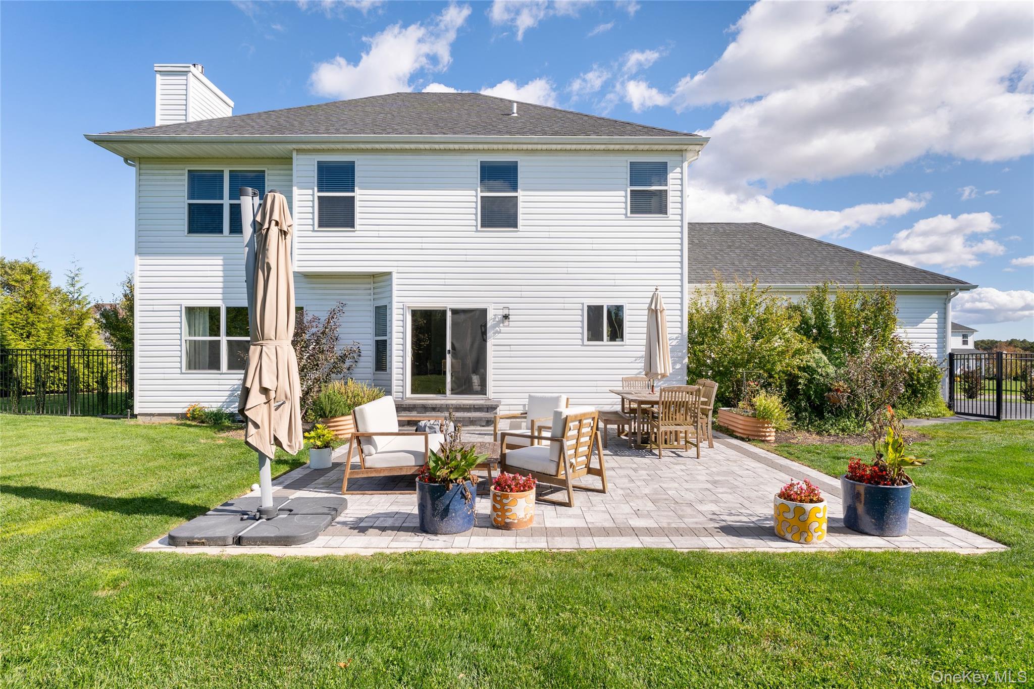 108 Calverton Court, Wading River, NY 11792