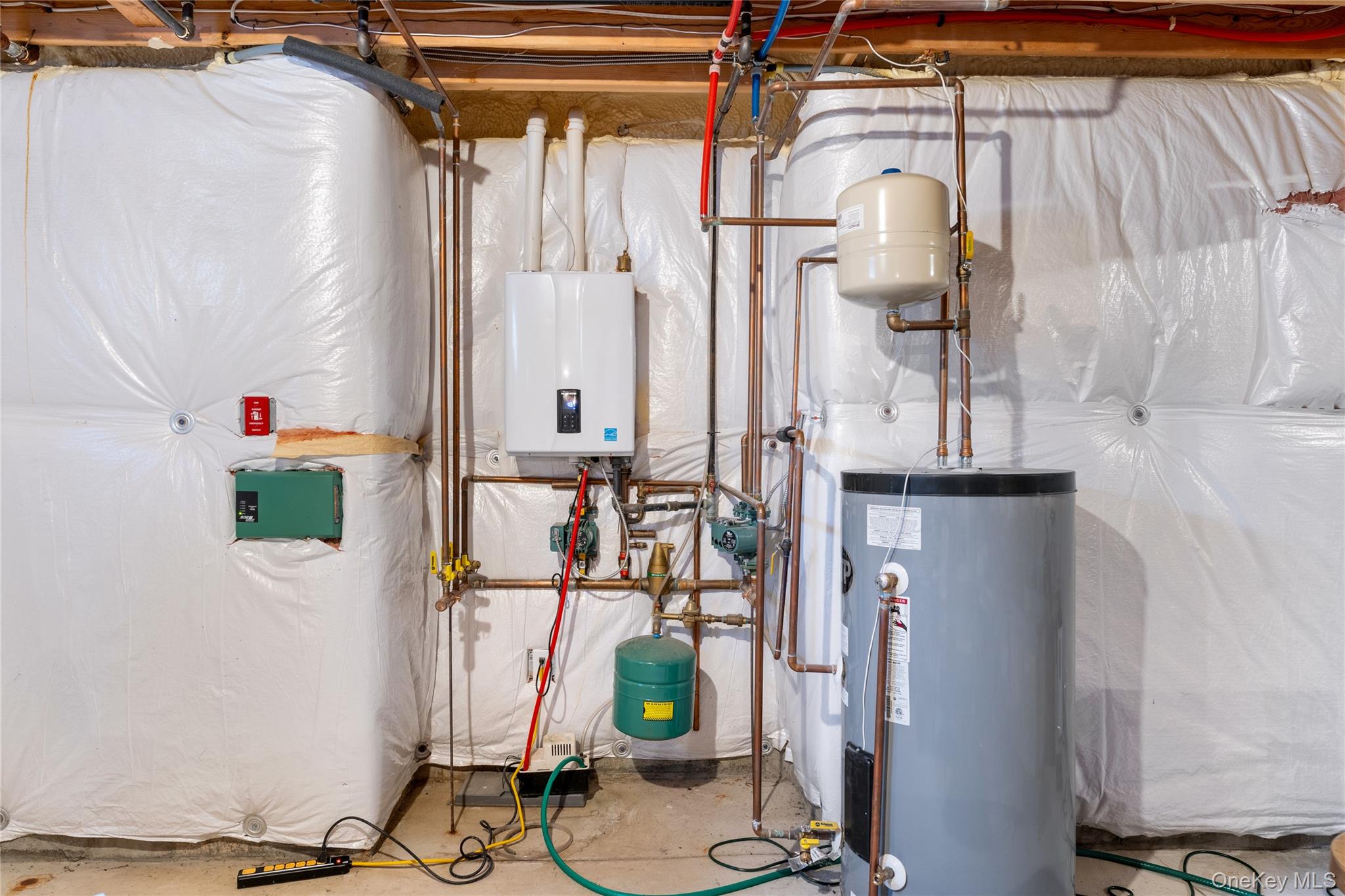 108 Calverton Court, Wading River, NY 11792