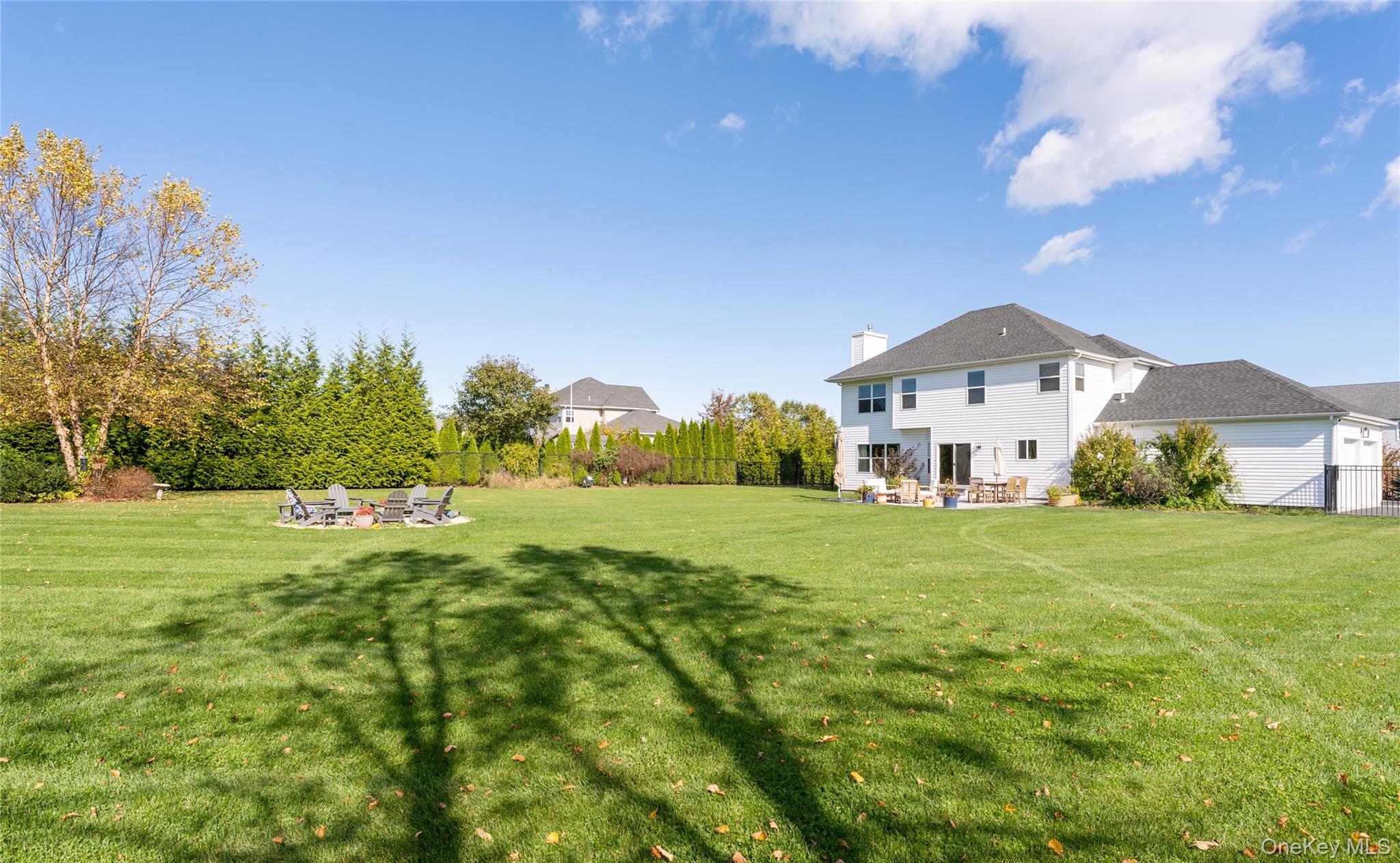 108 Calverton Court, Wading River, NY 11792