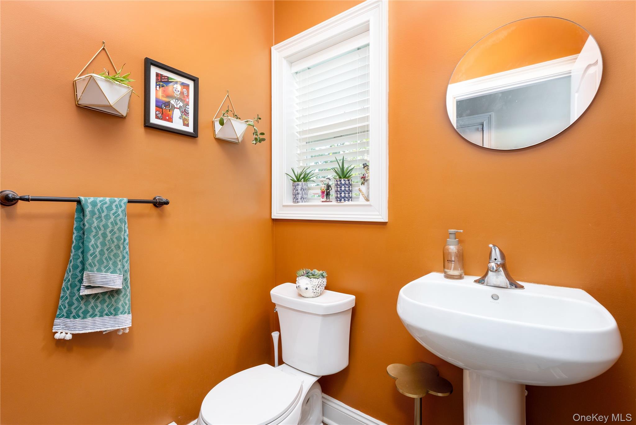 108 Calverton Court, Wading River, NY 11792