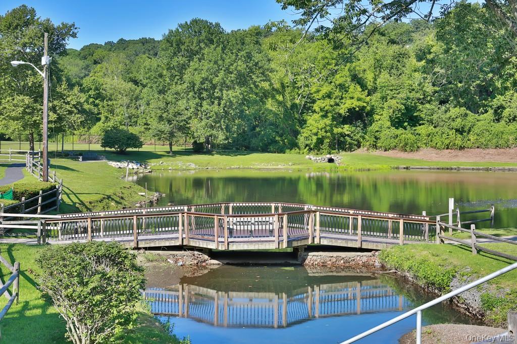 49 Nanny Hagen Road, Thornwood, NY 10594