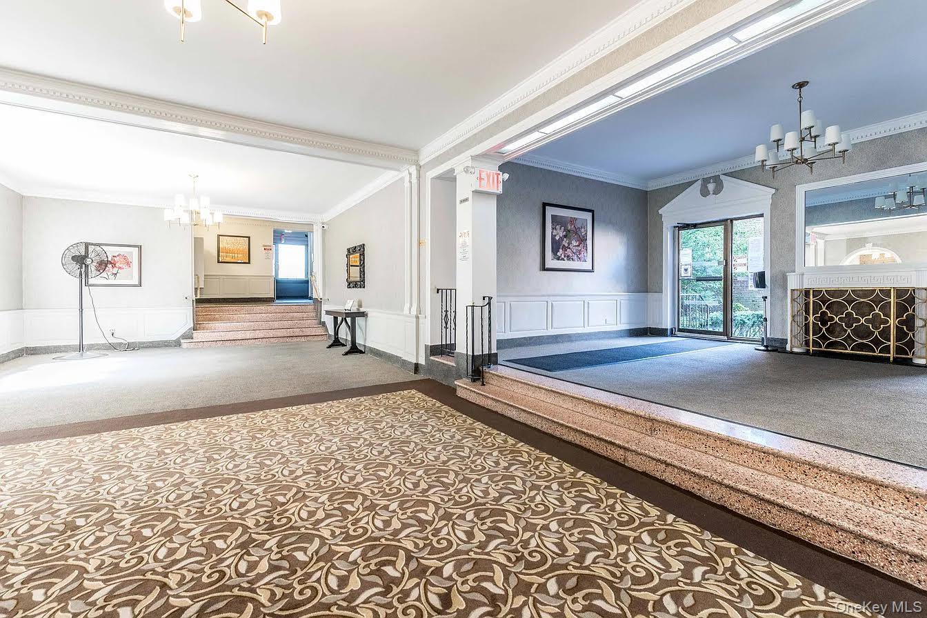 84-49 168th Street # 2B, Jamaica Hills, NY 11432