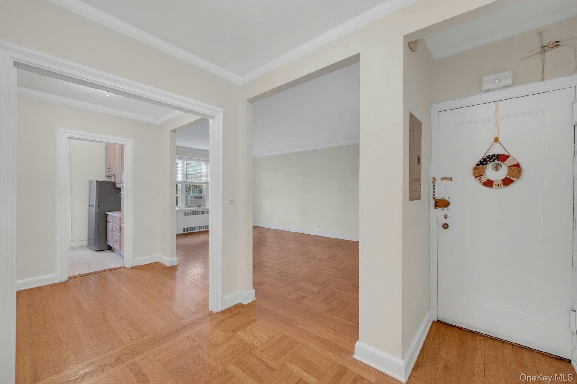 5 Midland Gardens # 3M, Bronxville, NY 10708