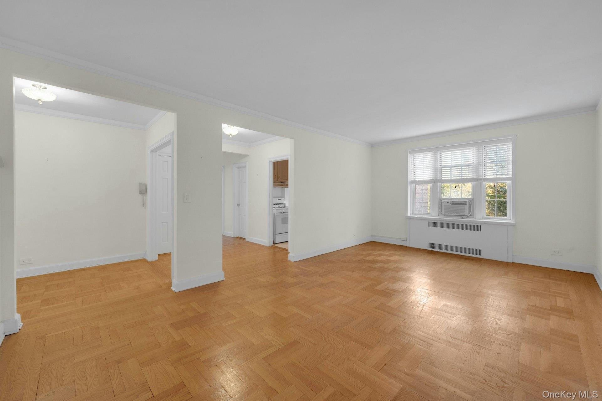 5 Midland Gardens # 3M, Bronxville, NY 10708