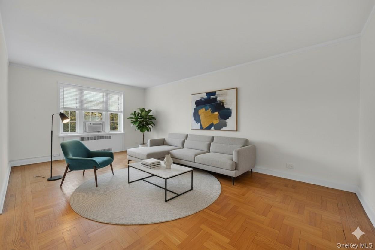 5 Midland Gardens # 3M, Bronxville, NY 10708