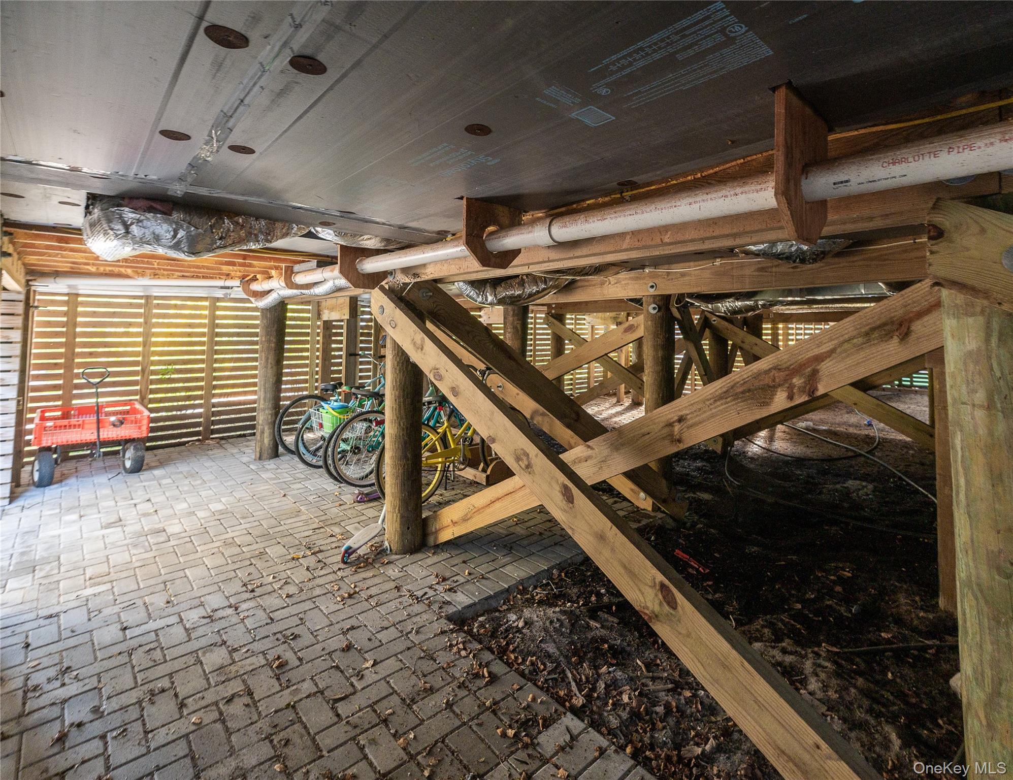 31 Atlantic Avenue, Seaview, NY 11770