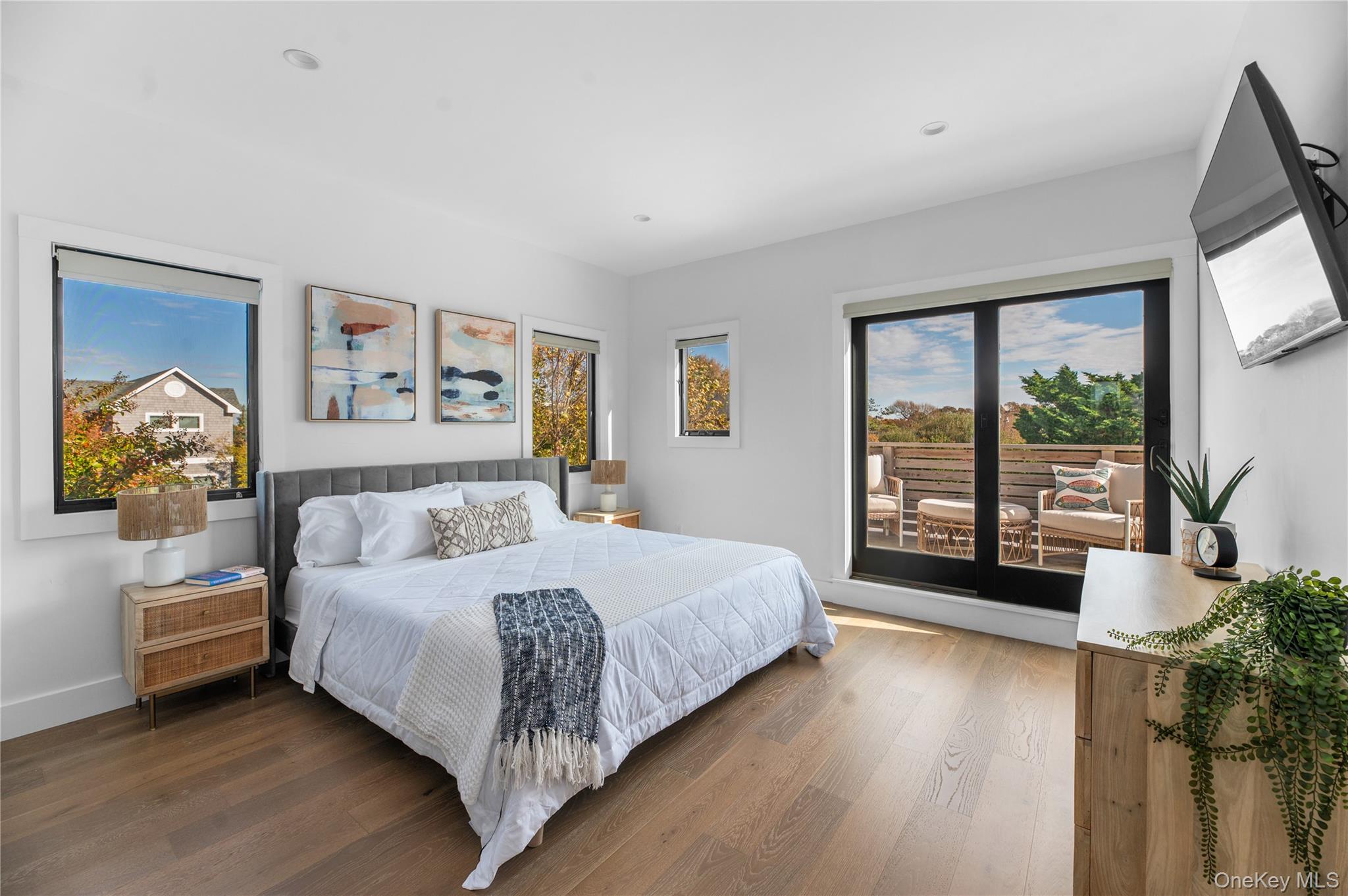 31 Atlantic Avenue, Seaview, NY 11770