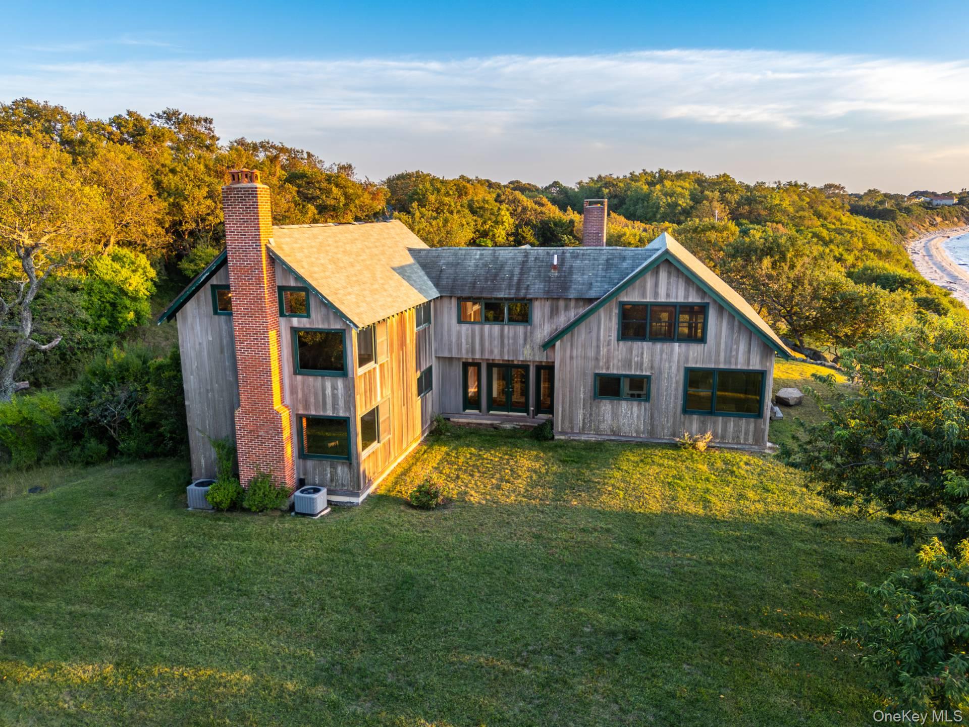 East Marion, NY 11939