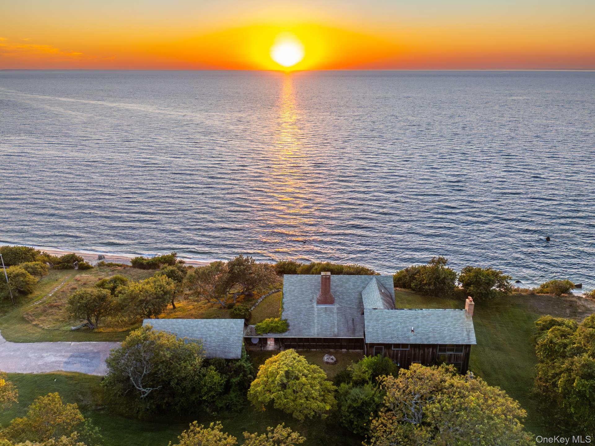 East Marion, NY 11939