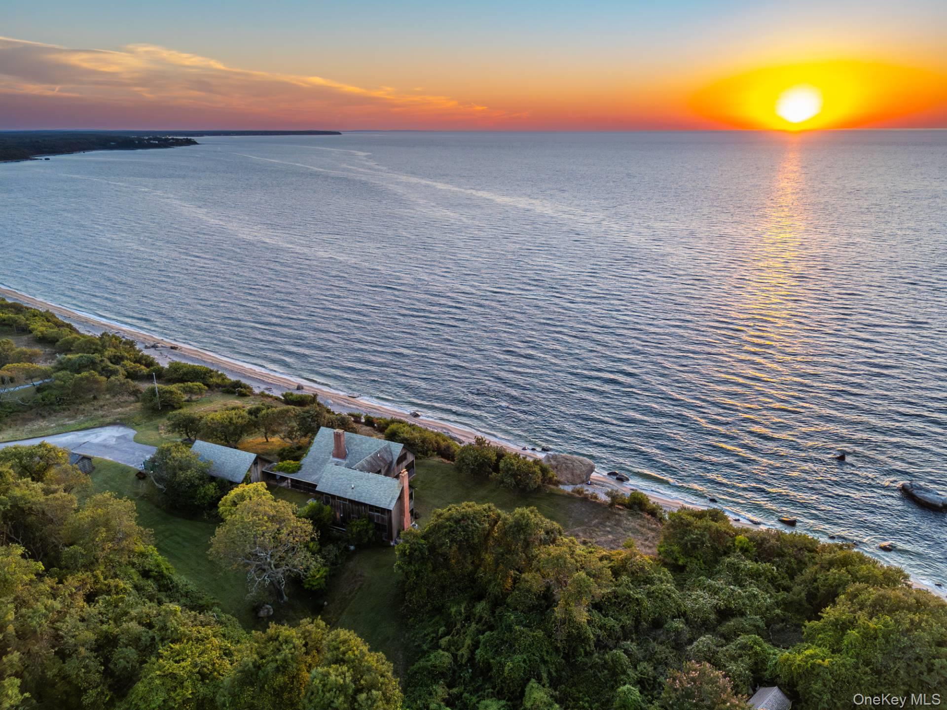 East Marion, NY 11939