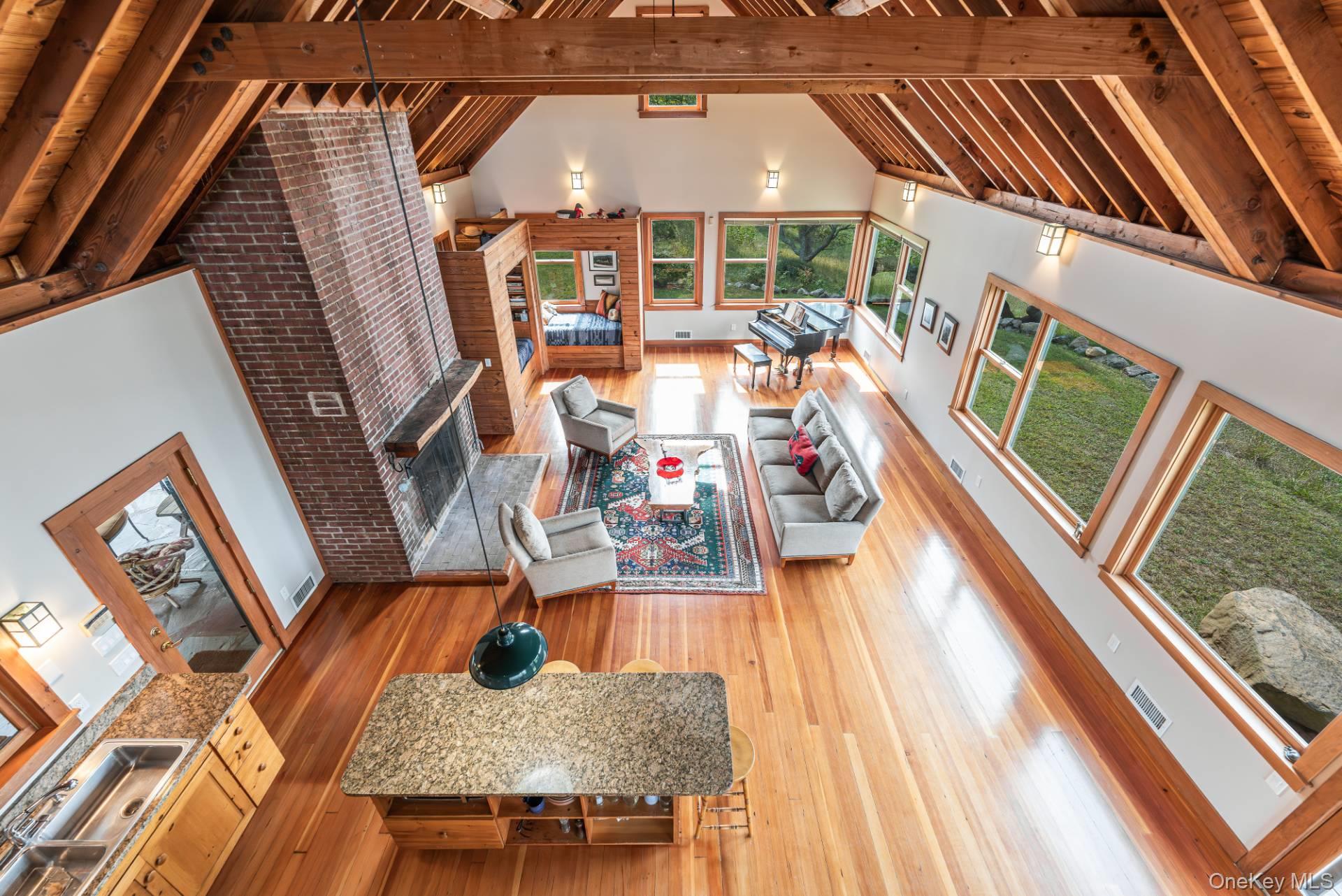 East Marion, NY 11939