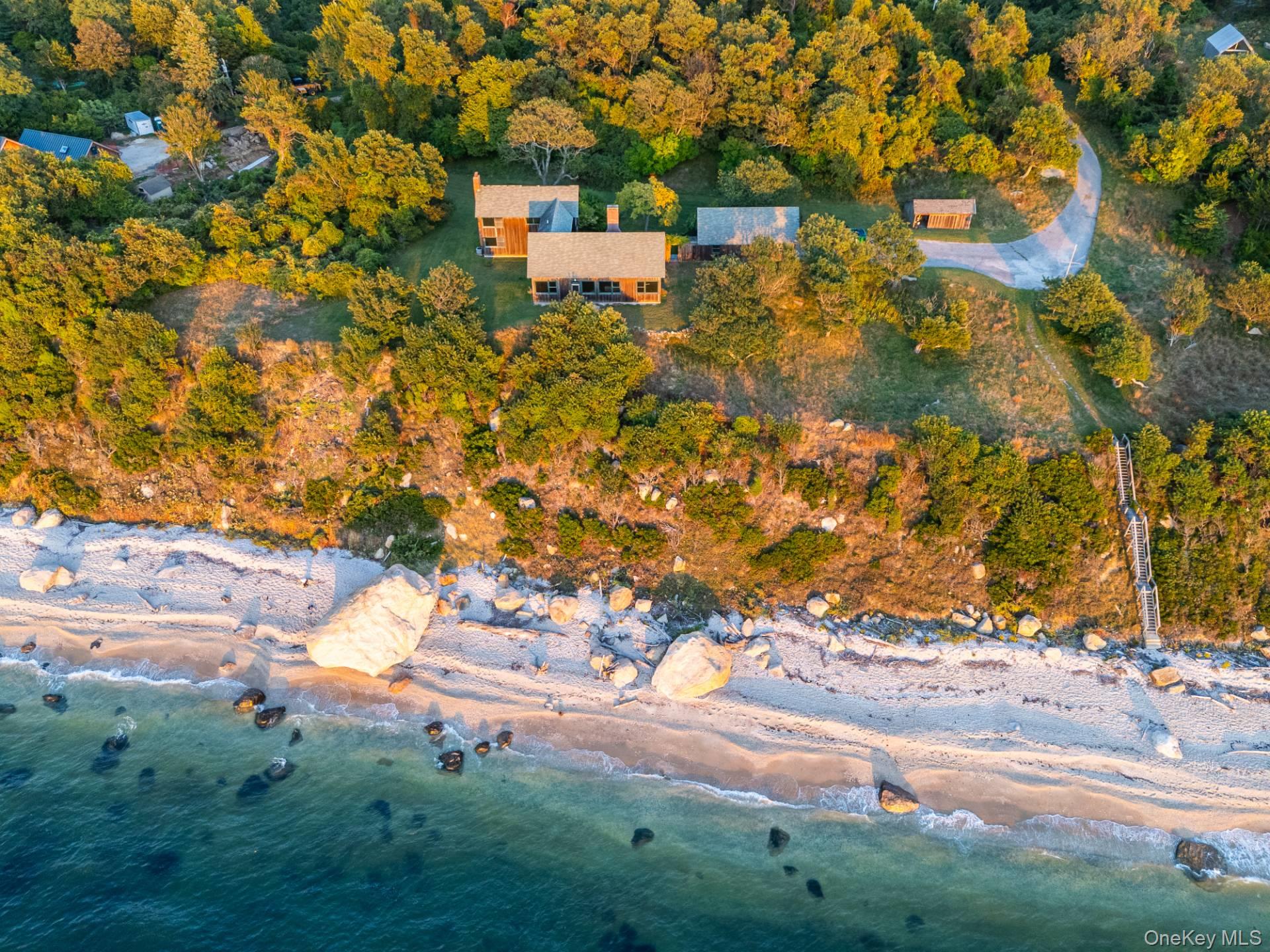 East Marion, NY 11939