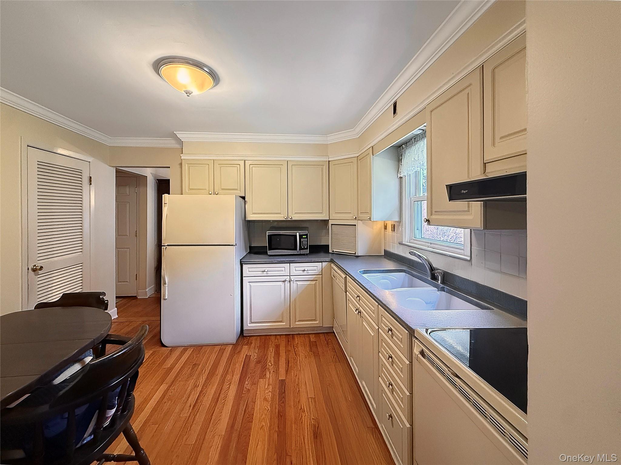 112 Putnam Road, Garrison, NY 10524