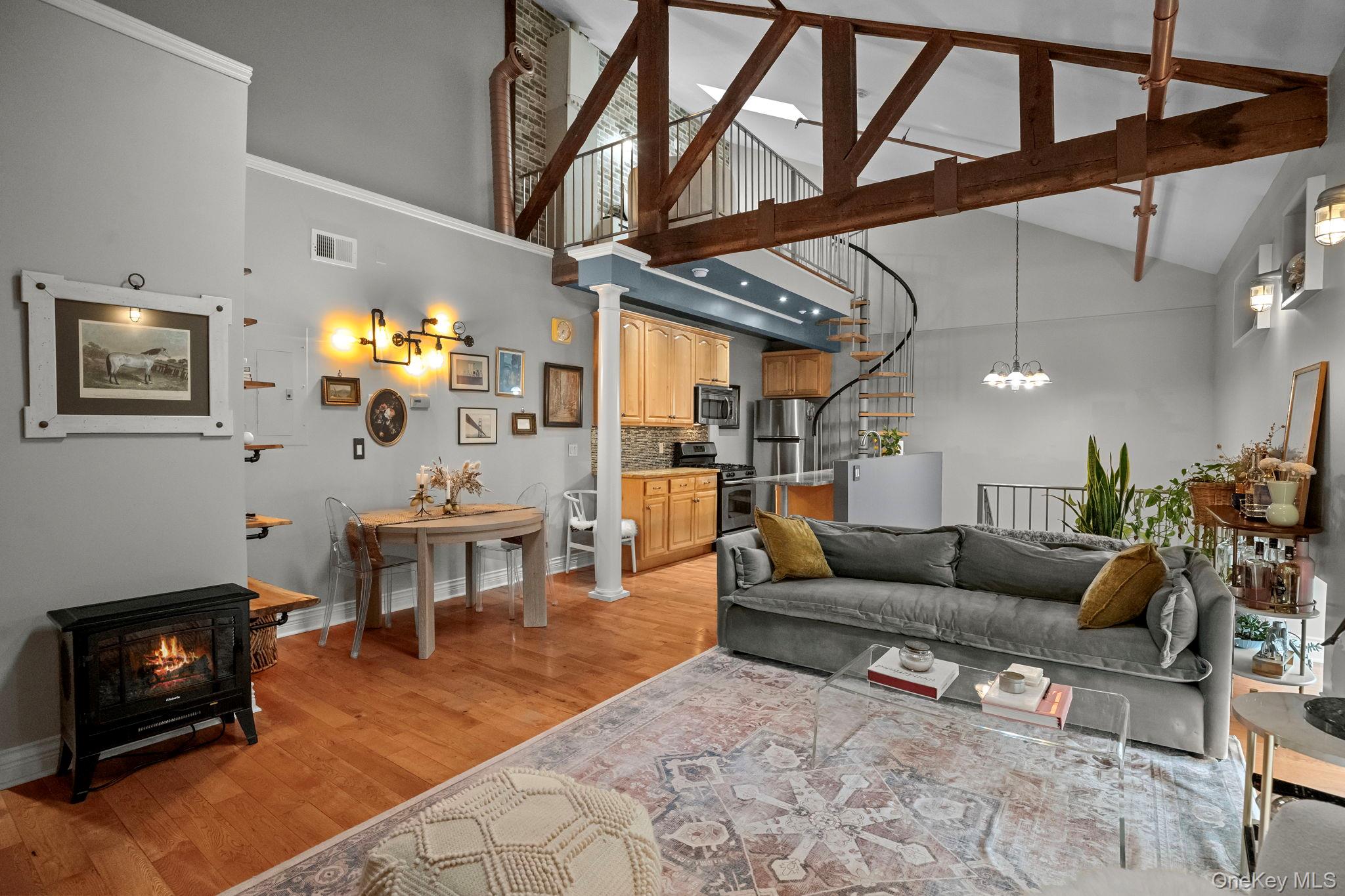 88 Broadway # PH4, Ossining, NY 10562