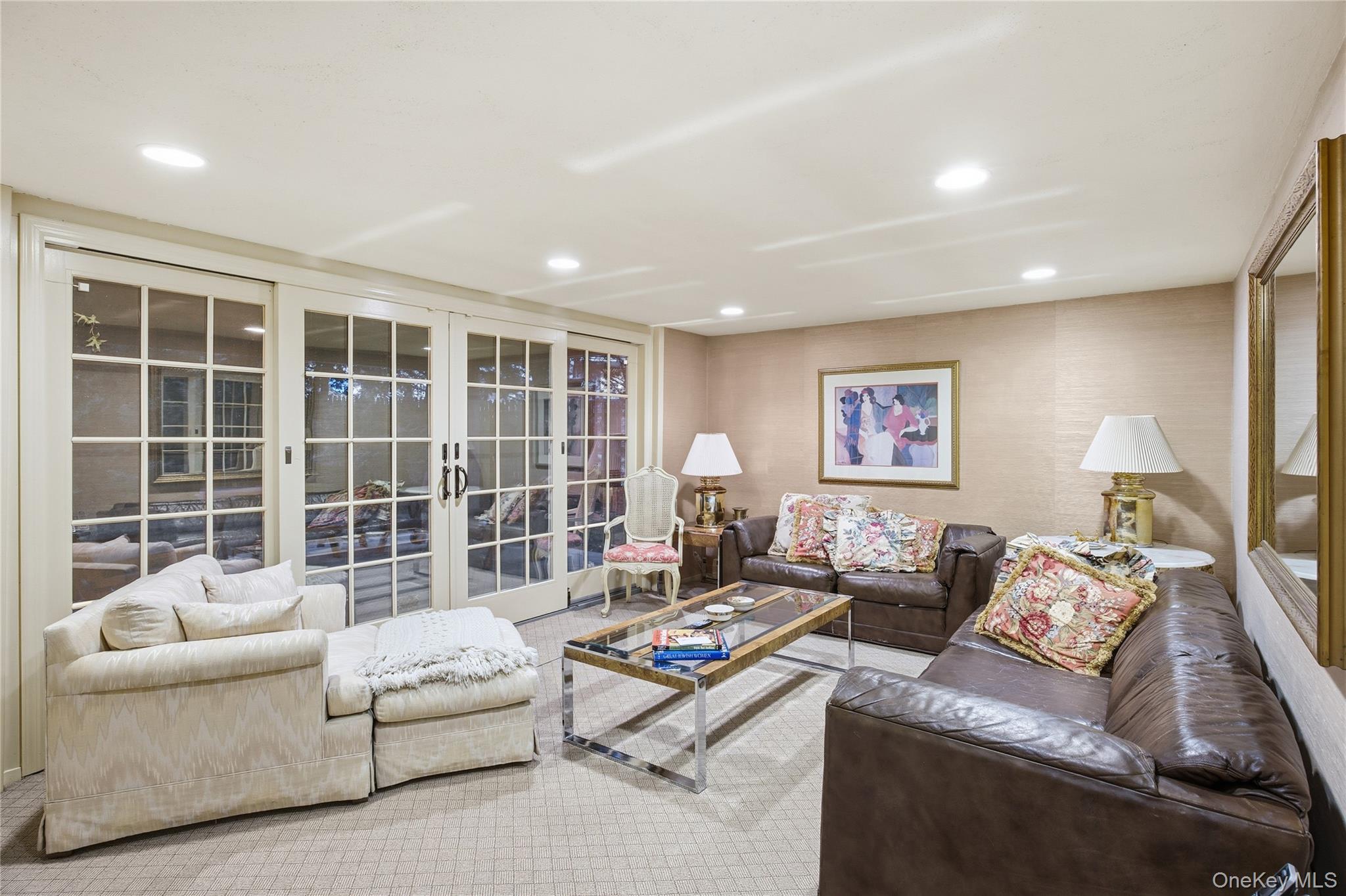 7 Judith Street, Plainview, NY 11803